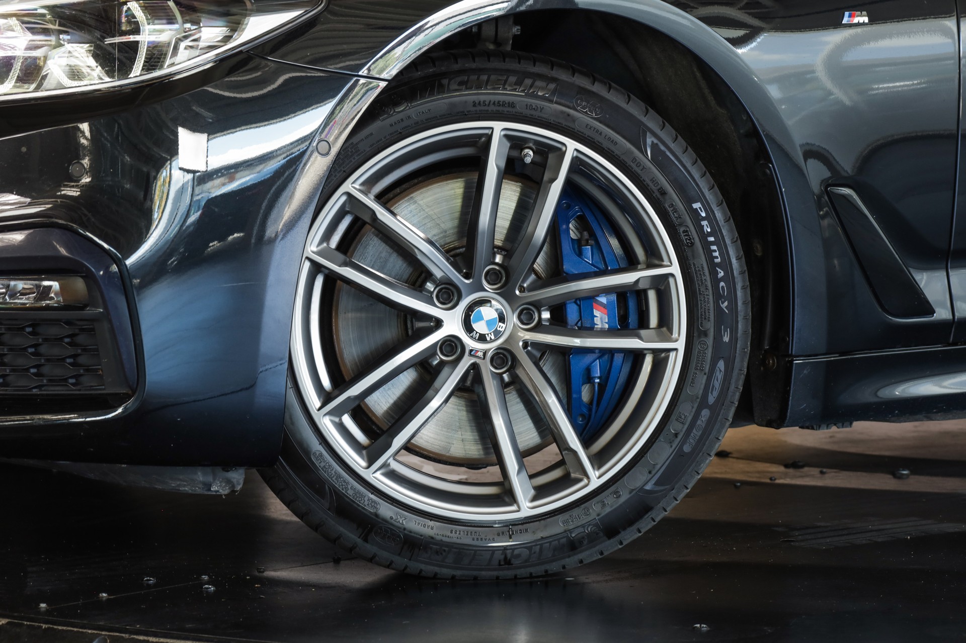 BMW 540i xDrive Touring Steptronic-image-6