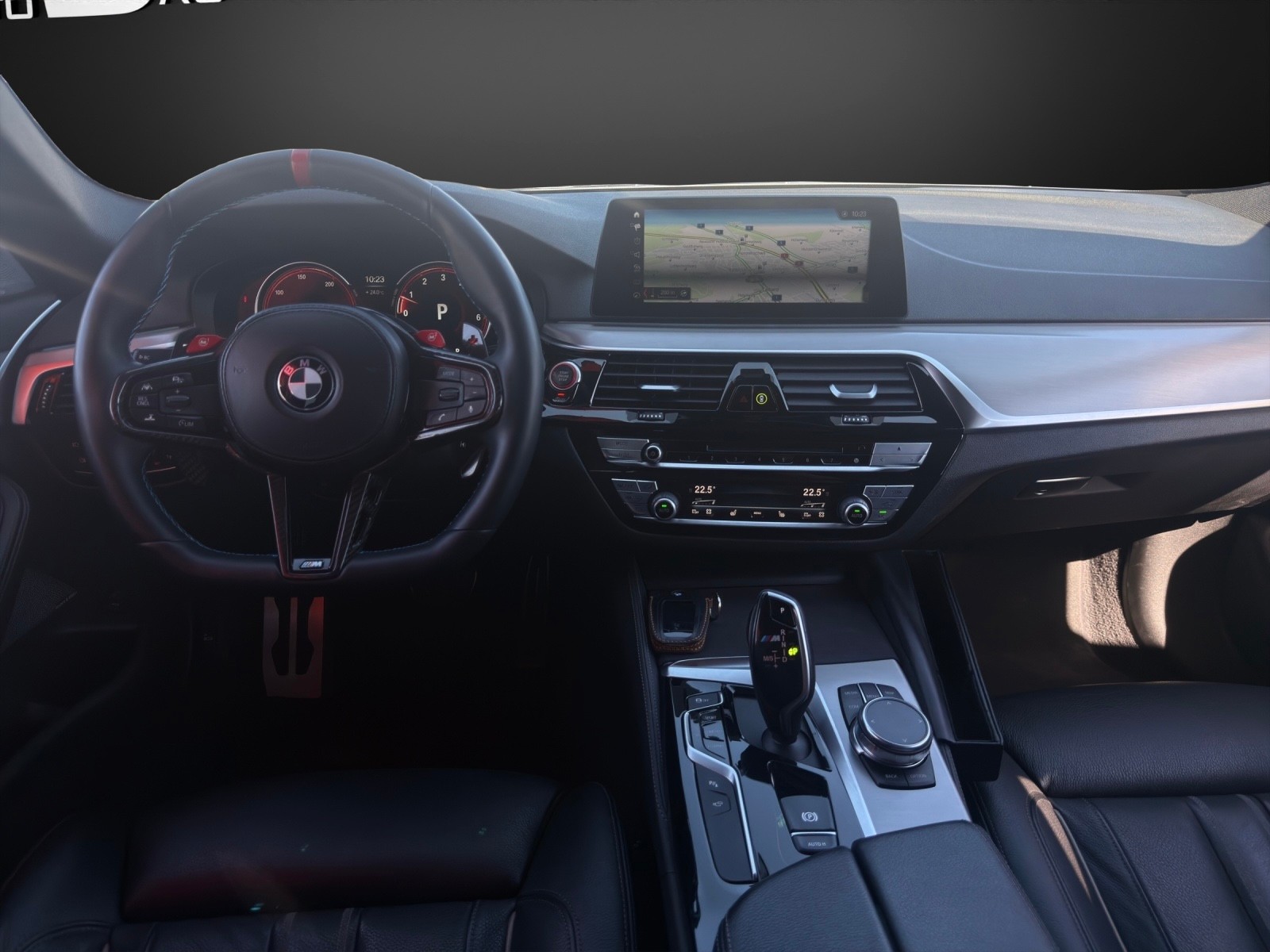 BMW 530i xDrive M-Sportpaket Touring Steptronic mit 252 PS-image-10
