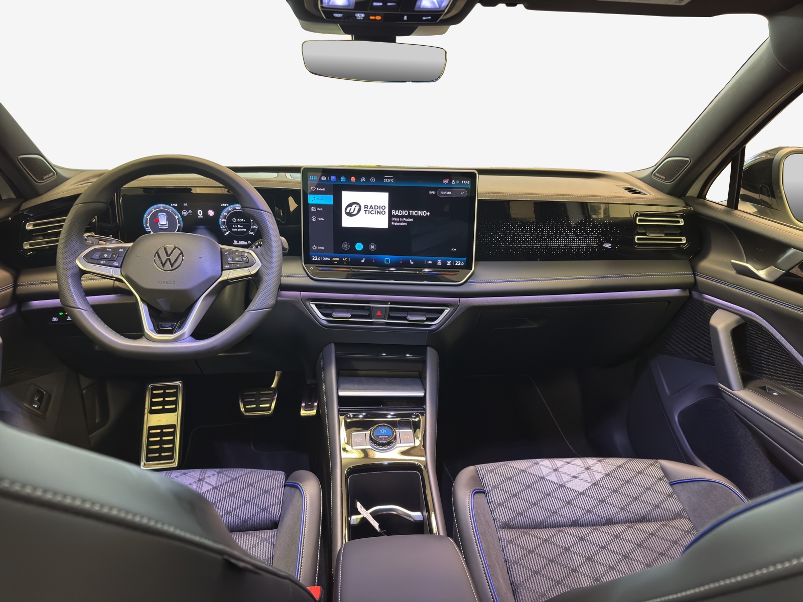 VW Tiguan 2.0 TSI DSG R-Line 4Motion-image-10