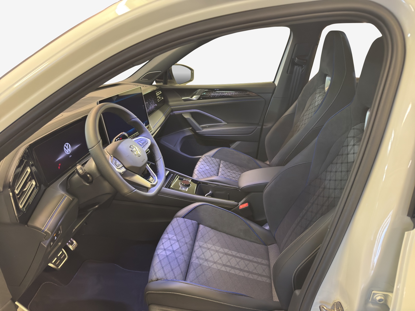 VW Tiguan 2.0 TSI DSG R-Line 4Motion-image-7