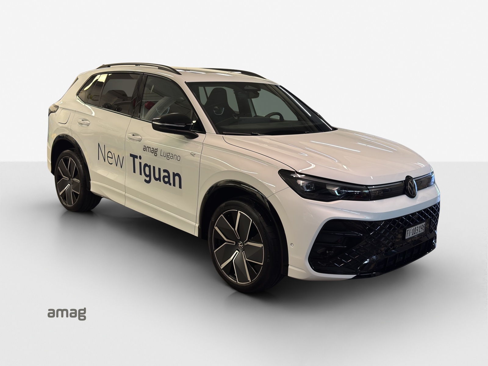 VW Tiguan 2.0 TSI DSG R-Line 4Motion-image-5