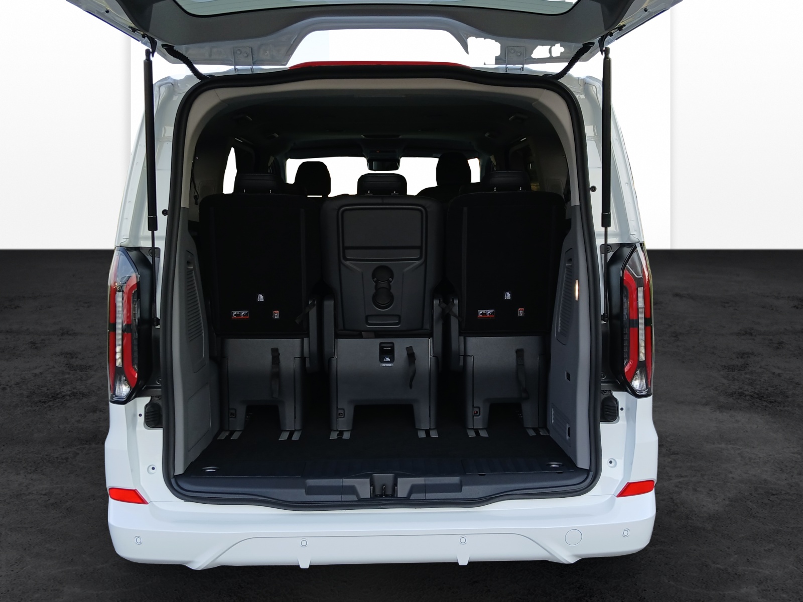 FORD Tourneo Custom Bus 320 L1 2.0 EcoBlue 170 Sport 4x4-image-10