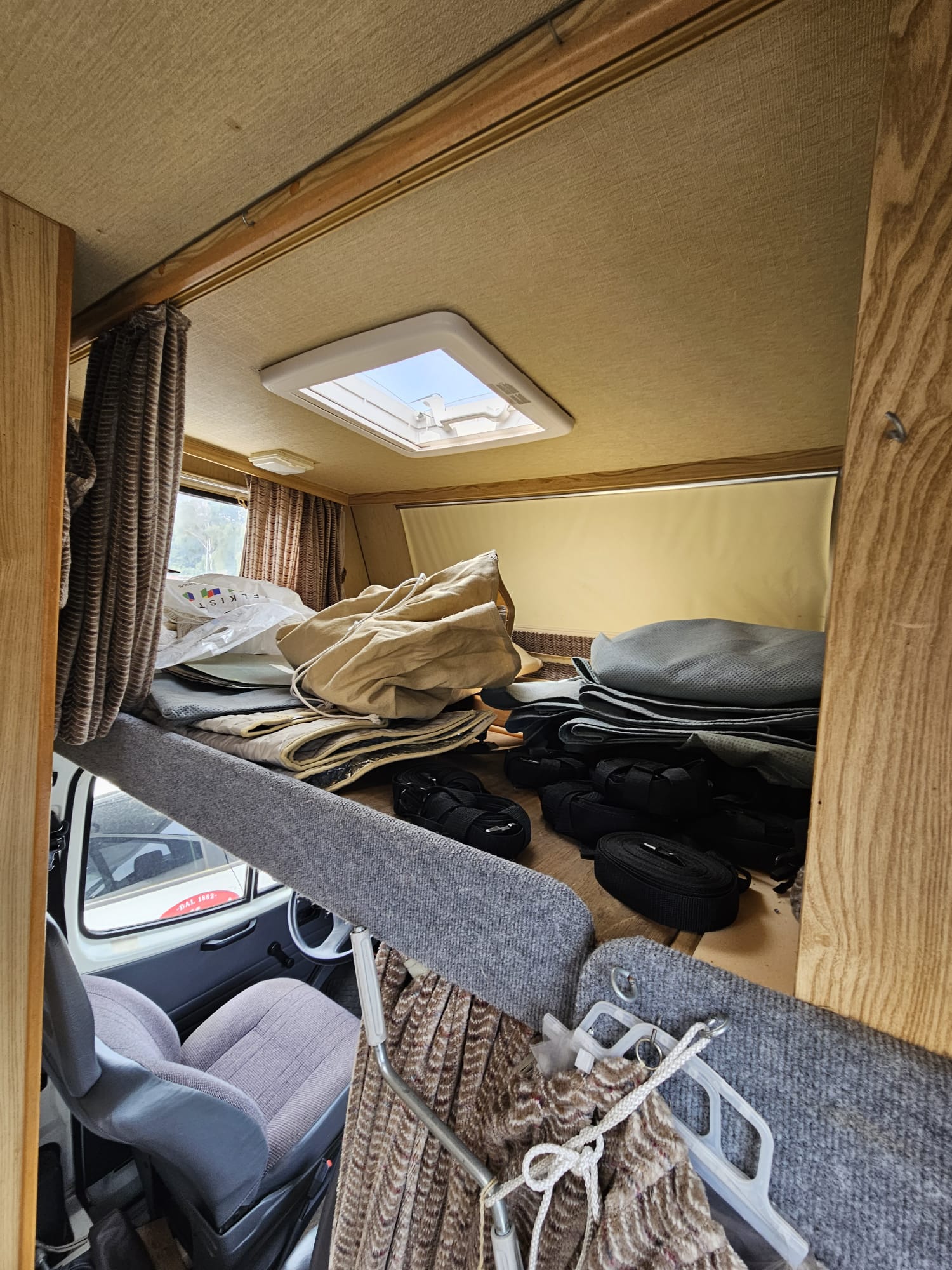 FORD Transit-image-8