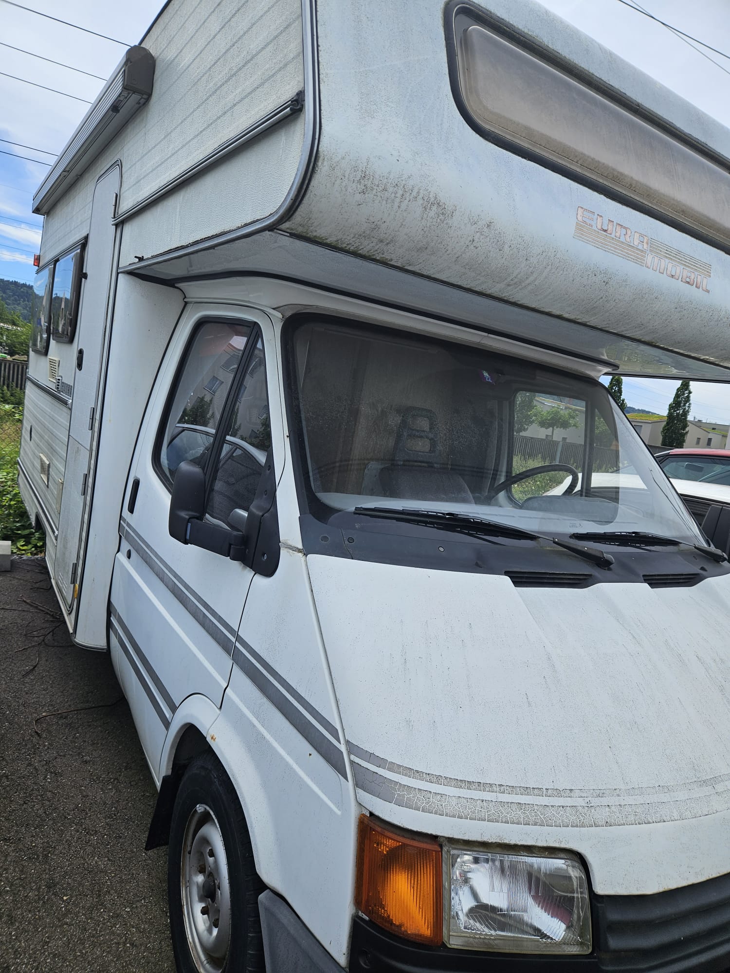 FORD Transit-image-0