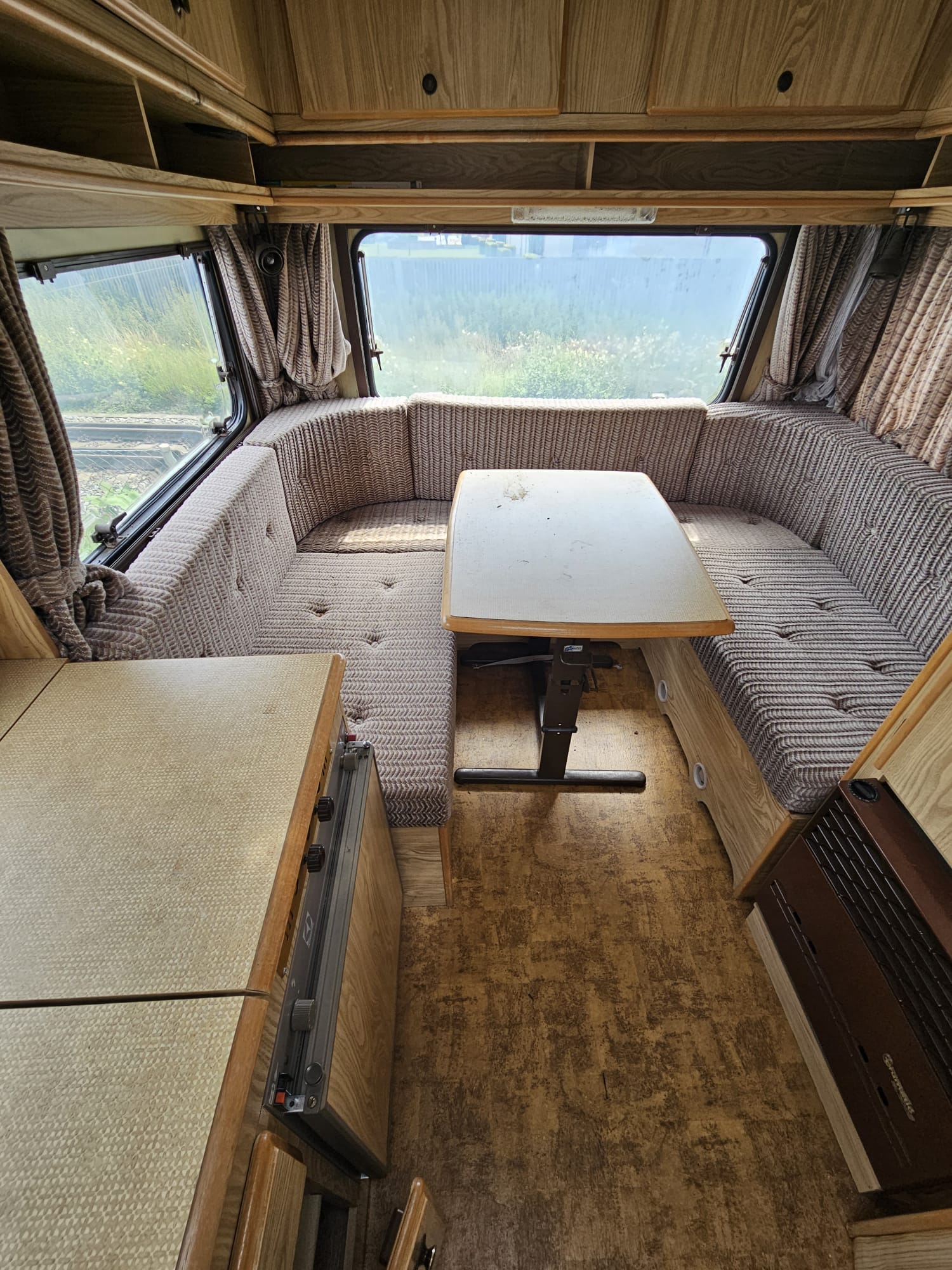 FORD Transit-image-9