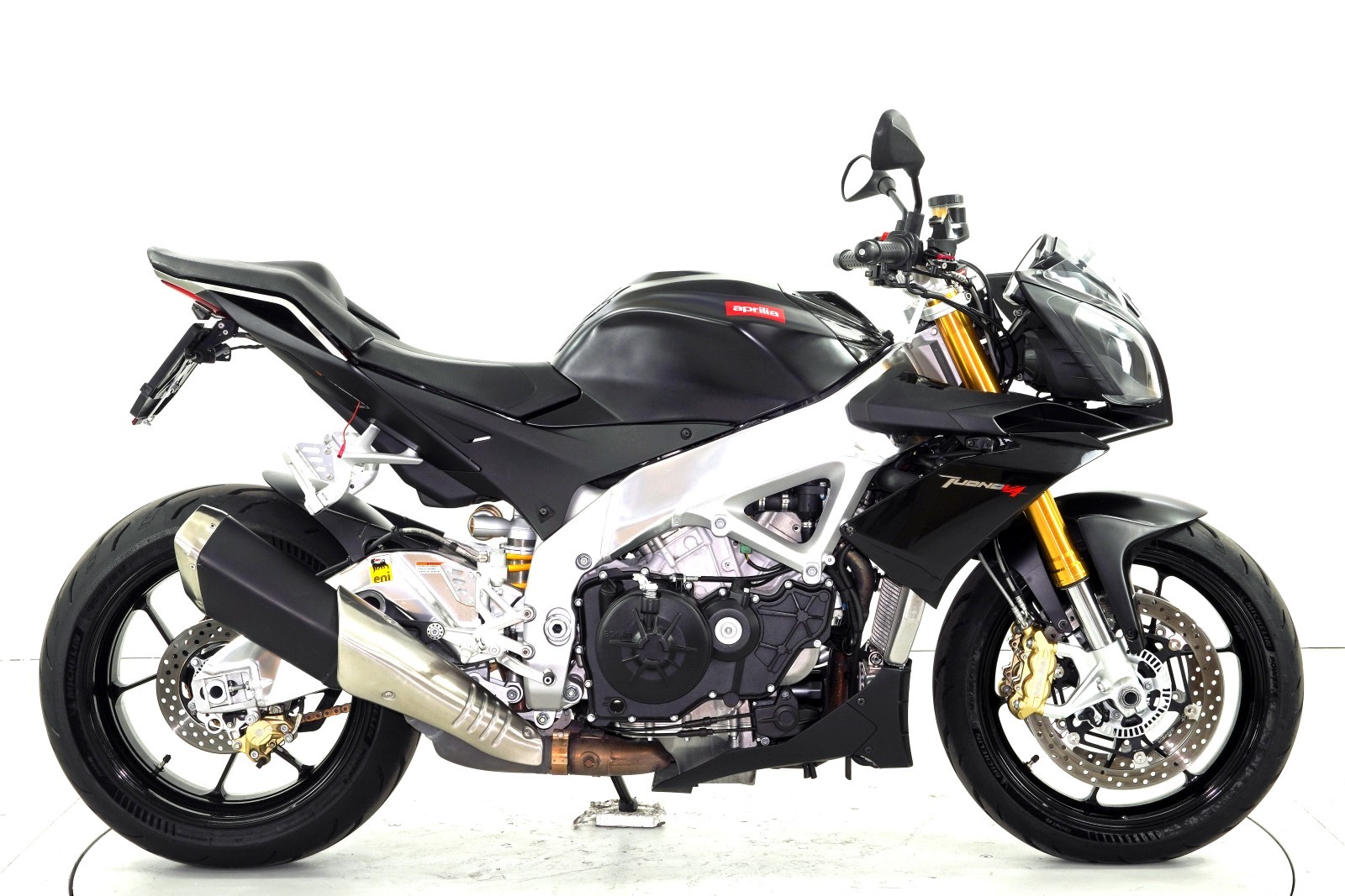 APRILIA Tuono 1000 V4-showroom-element-3