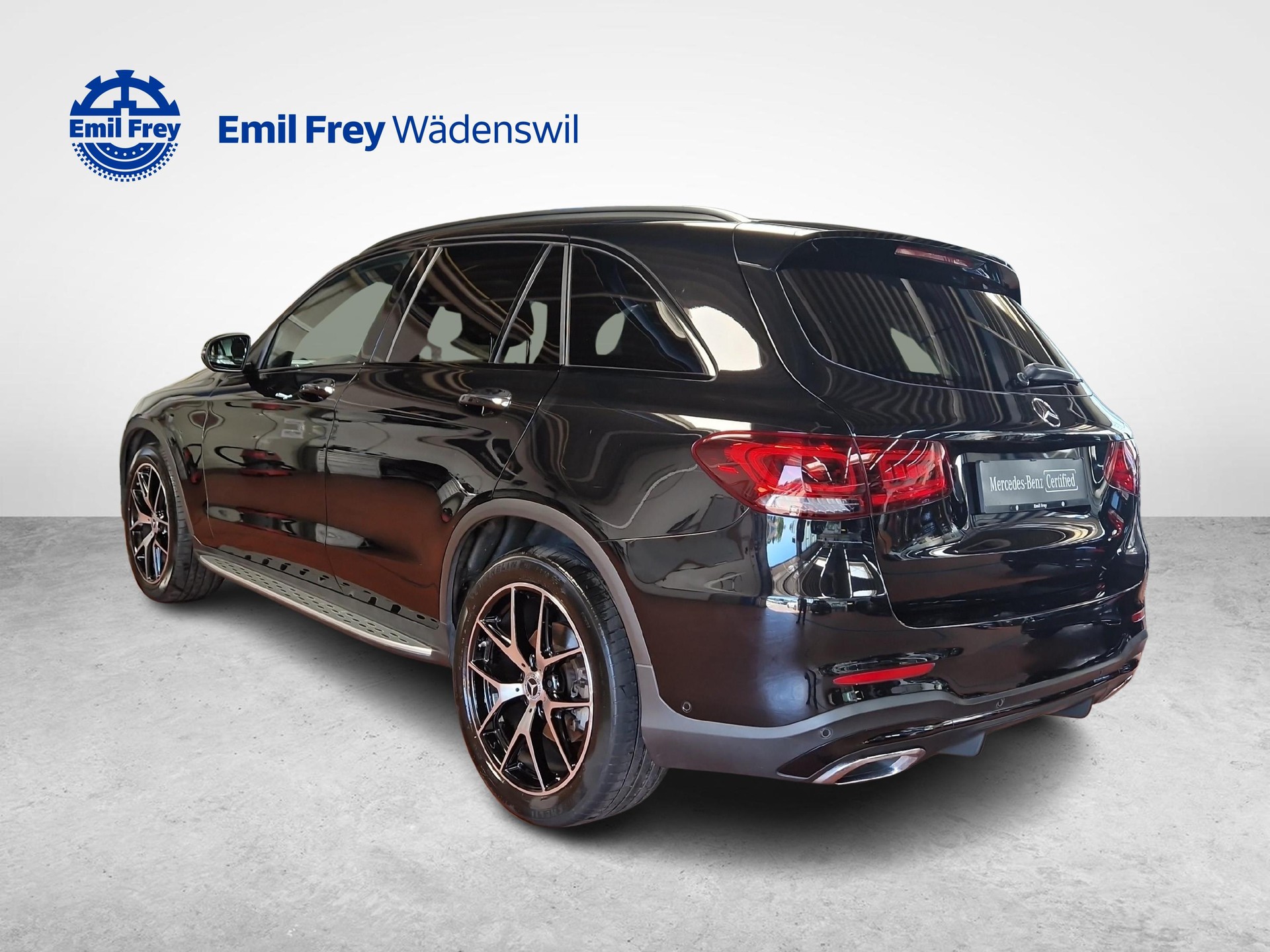 MERCEDES-BENZ GLC 220 d 4MATIC AMG Line-image-2