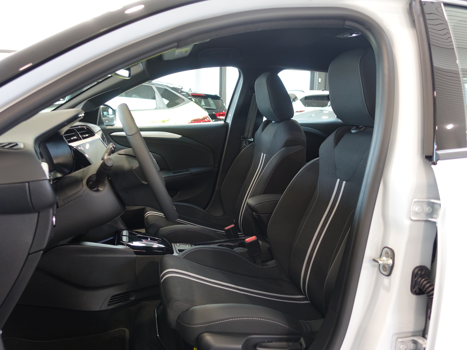 OPEL Corsa 1.2 MHEV Viva 8 Jahre Garantie-image-8