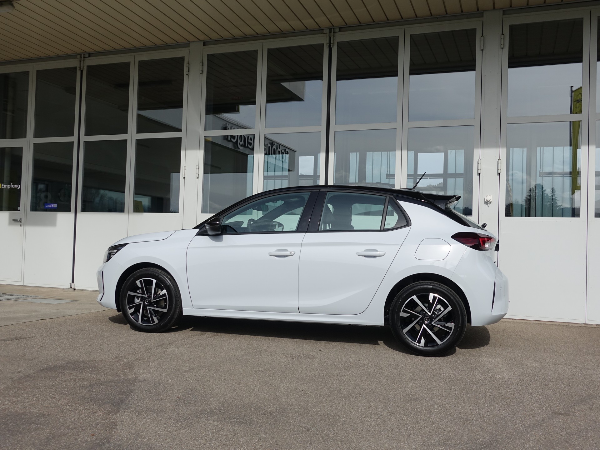 OPEL Corsa 1.2 MHEV Viva-image-18
