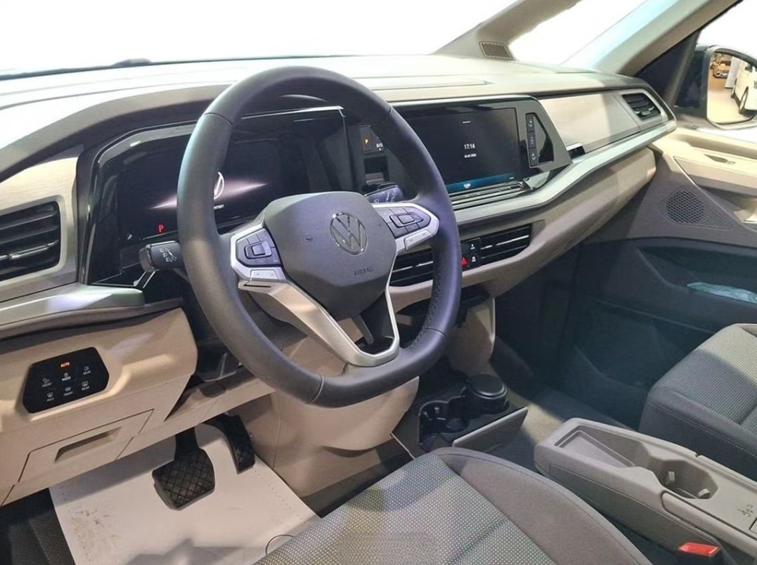 VW Multivan 1.5 eHybrid Life Lang DSG-image-9