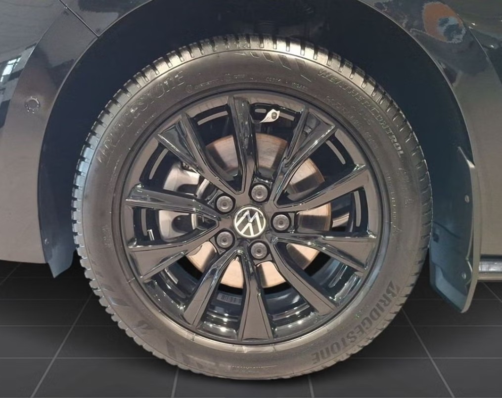 VW Multivan 1.5 eHybrid Life Lang DSG-image-8