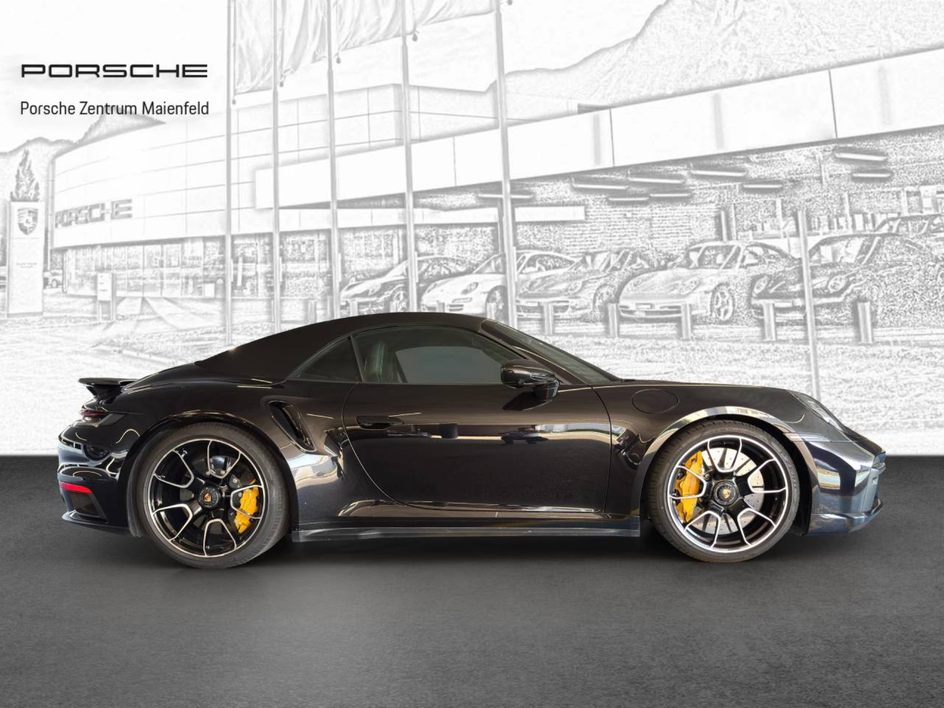 PORSCHE 911 Turbo S Cabriolet-image-8
