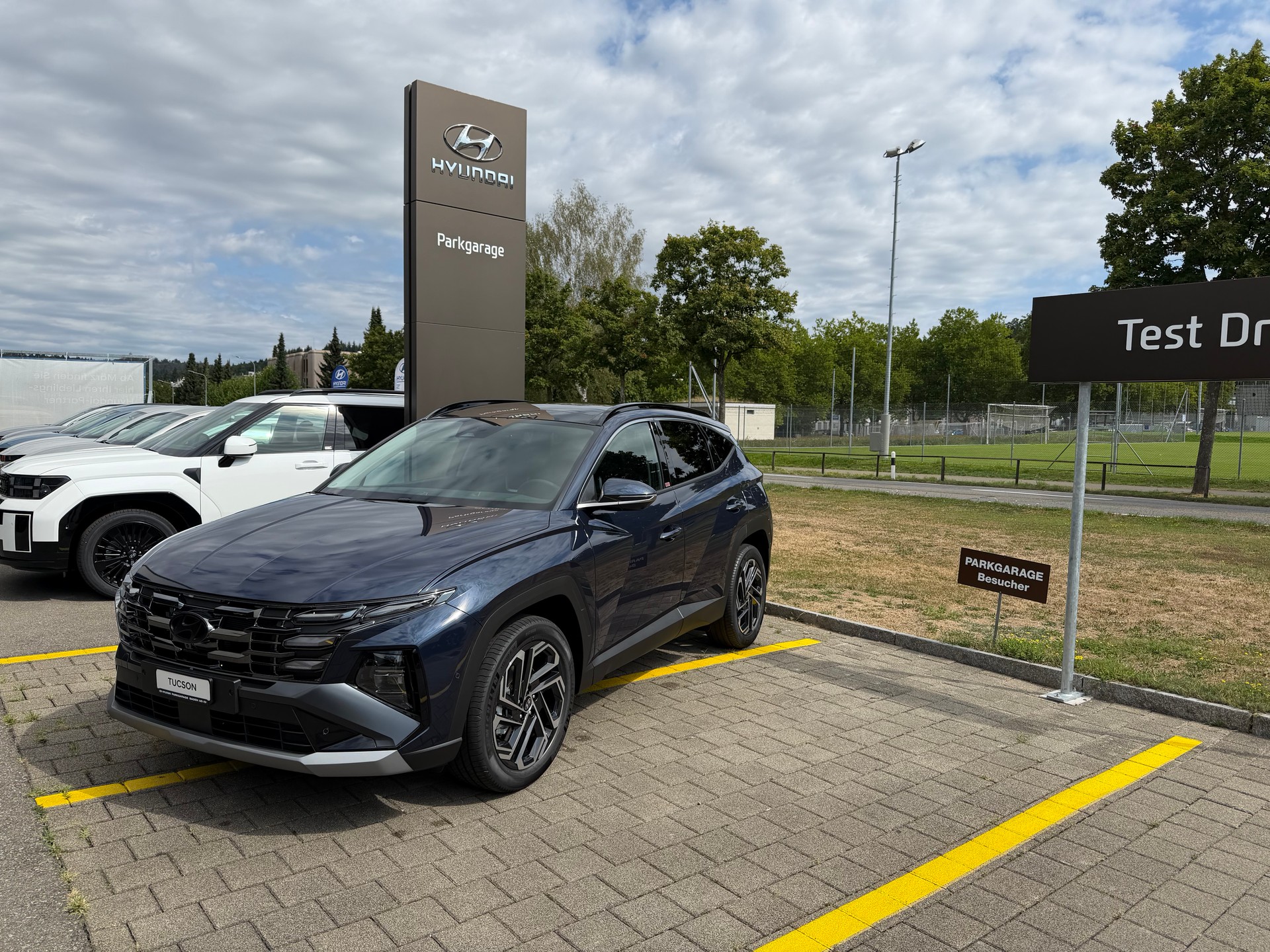 HYUNDAI Tucson 1.6 TGDI HEV Vertex Swiss Edition 4WD-image-0