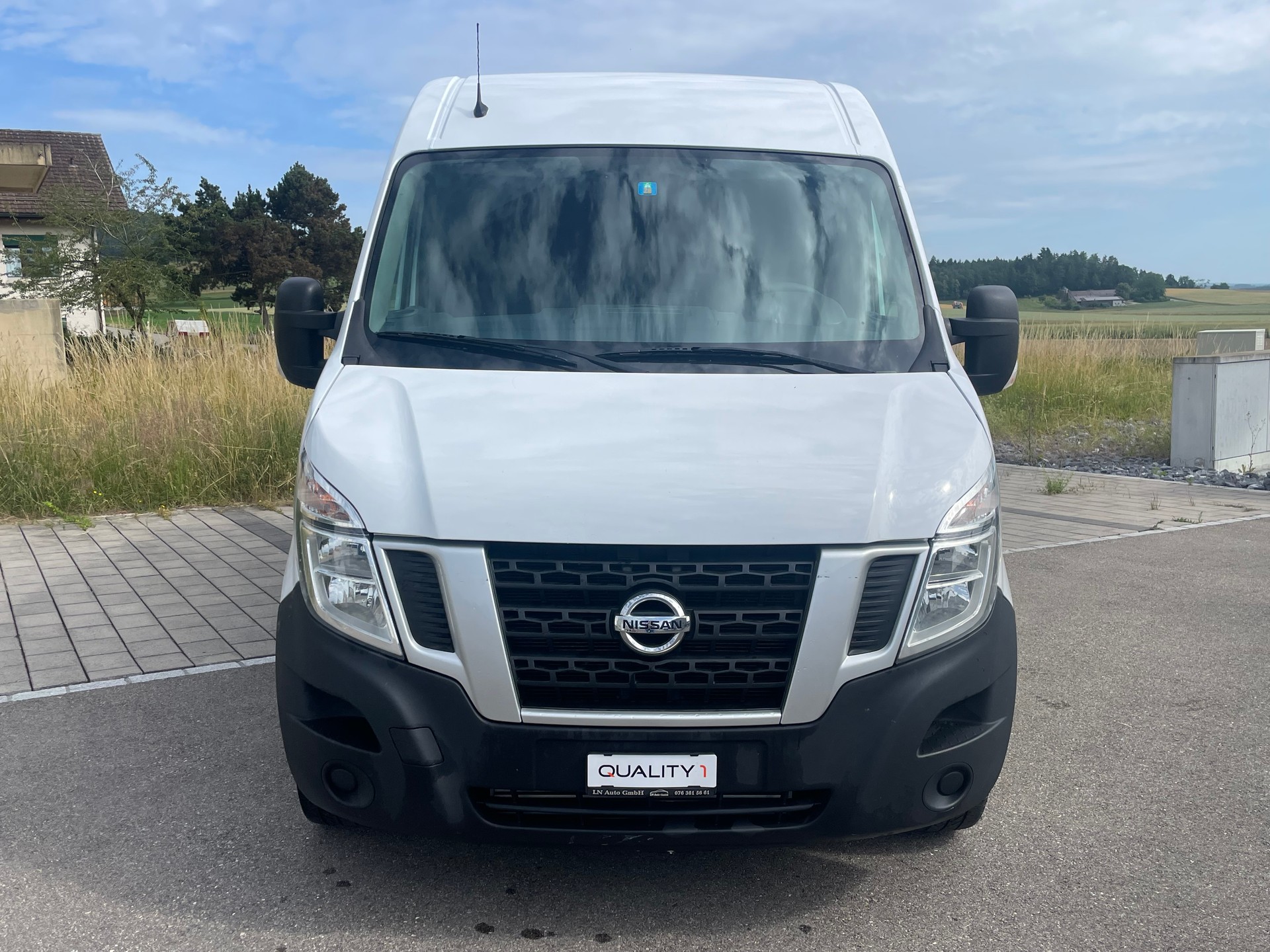 NISSAN NV400 F35.13 L2H2 Frisch MFK-image-1