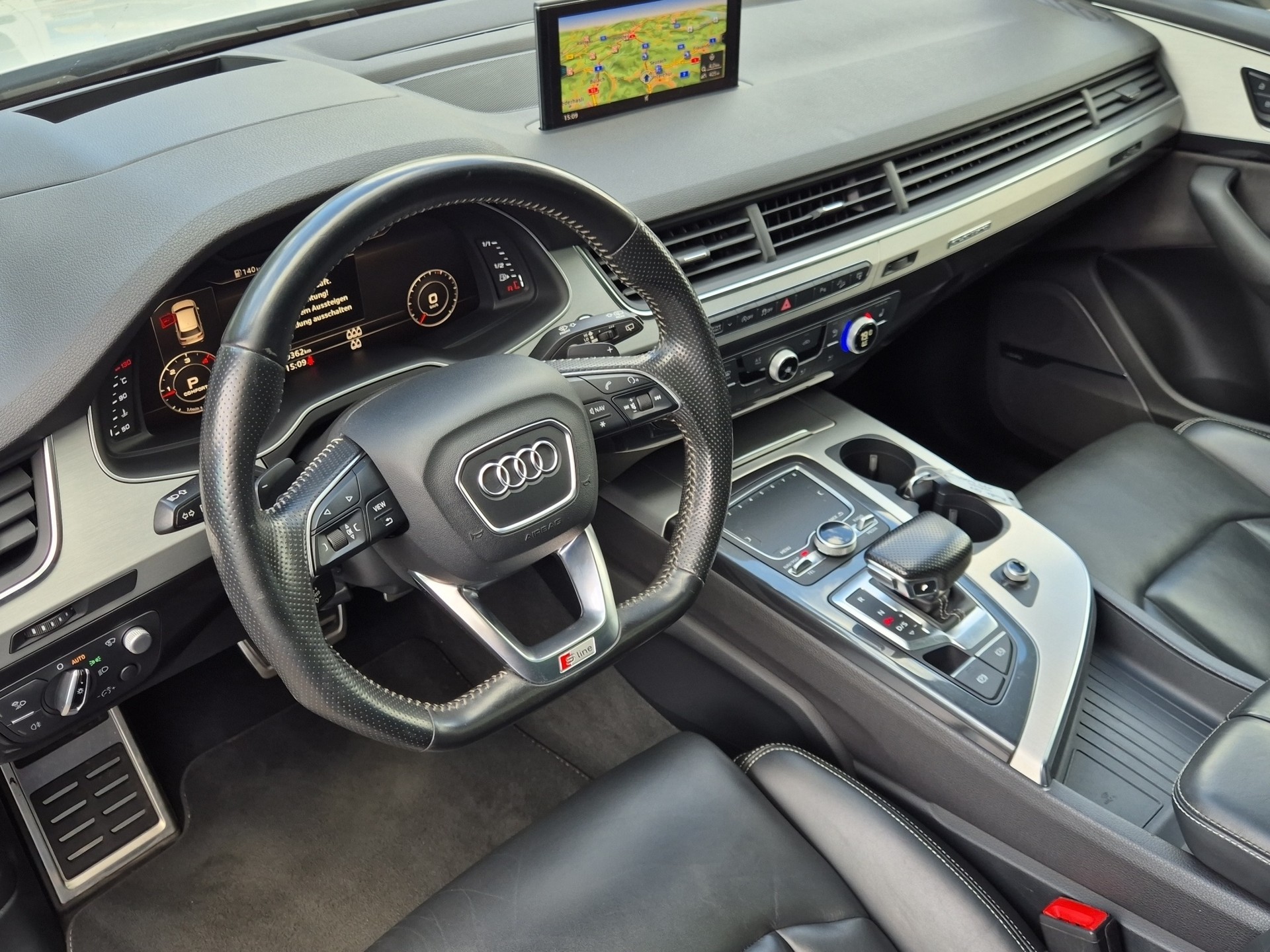 AUDI Q7 3.0 TDI quattro tiptronic-image-10