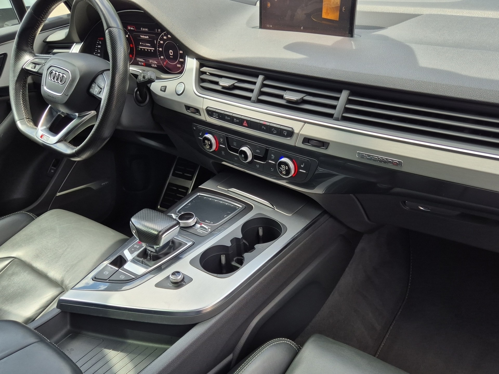 AUDI Q7 3.0 TDI quattro tiptronic-image-17