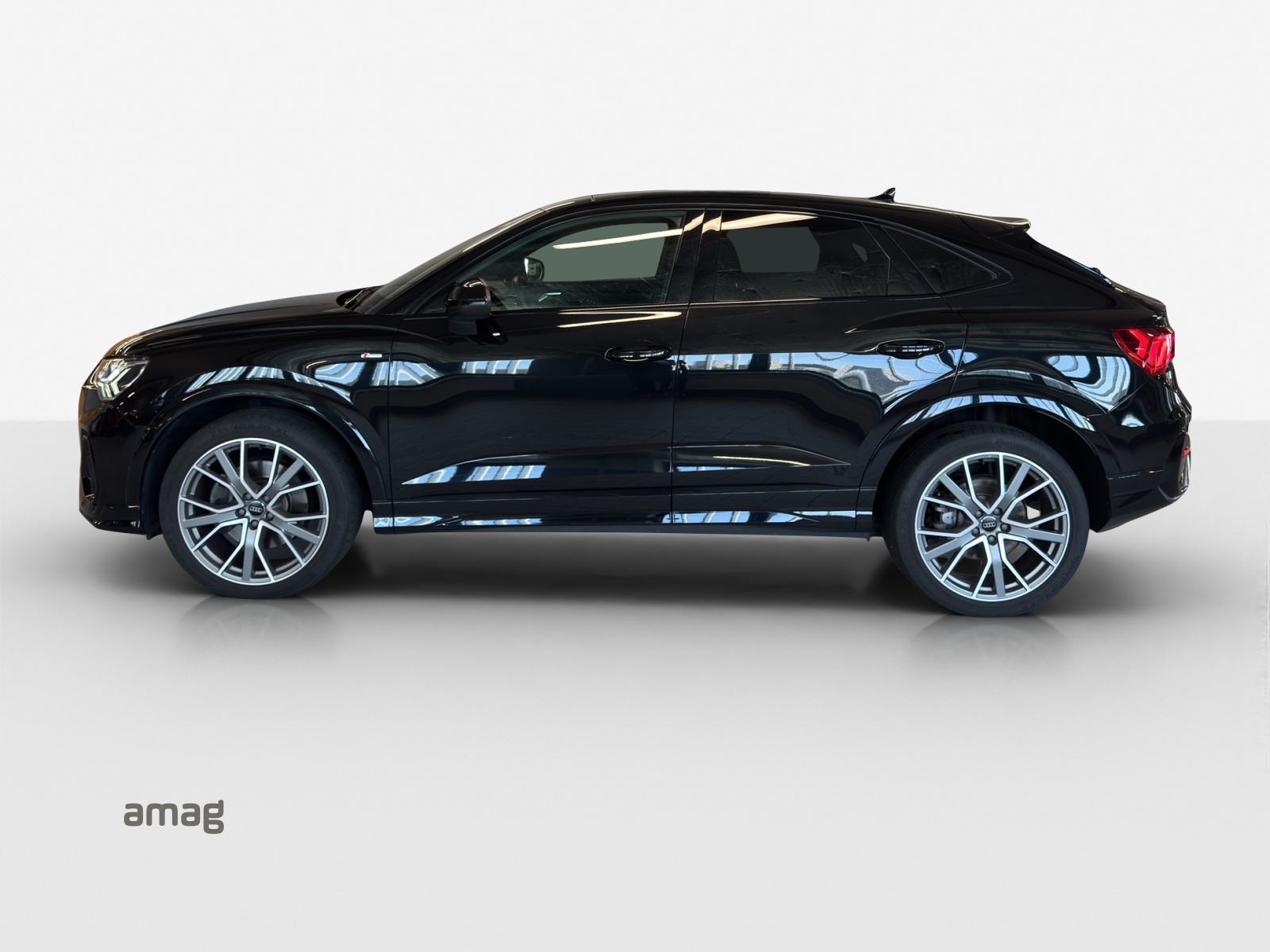 AUDI Q3 Sportback 45 TFSI S line quattro S-tronic-showroom-element-1