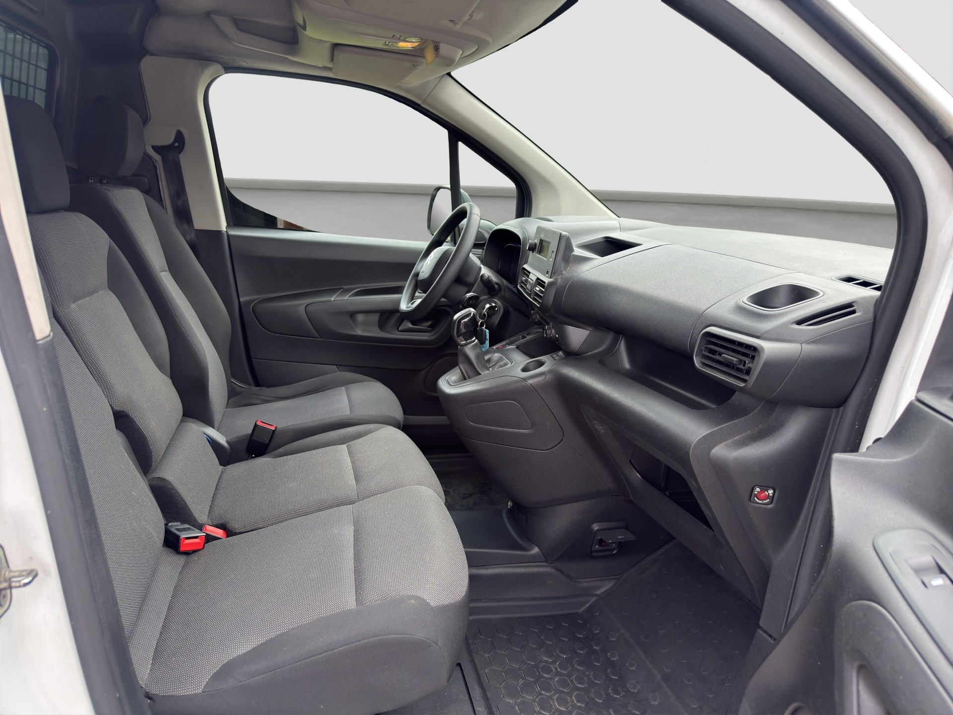 CITROEN Berlingo Van 1.5 BlueHDi 100 s/s 650kg ** 3 Plätze ** Klimaanlage ** 1. Hand **-image-12