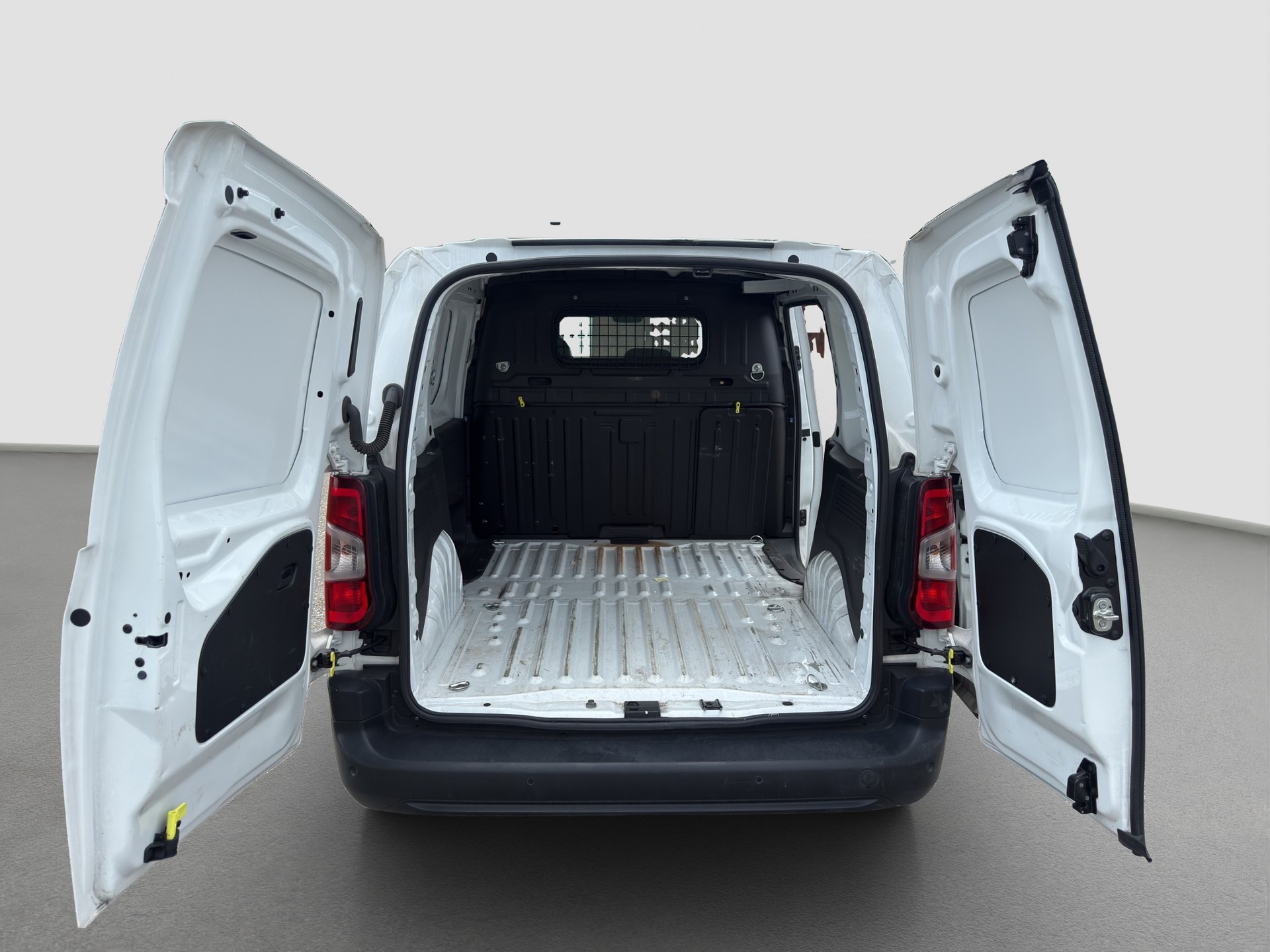 CITROEN Berlingo Van 1.5 BlueHDi 100 s/s 650kg ** 3 Plätze ** Klimaanlage ** 1. Hand **-image-9