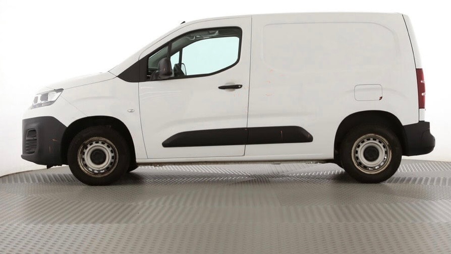 CITROEN Berlingo Van 1.5 BlueHDi 100 s/s 650kg ** 3 Plätze ** neuer DPF ** Klimaanlage ** 1. Hand **-image-2