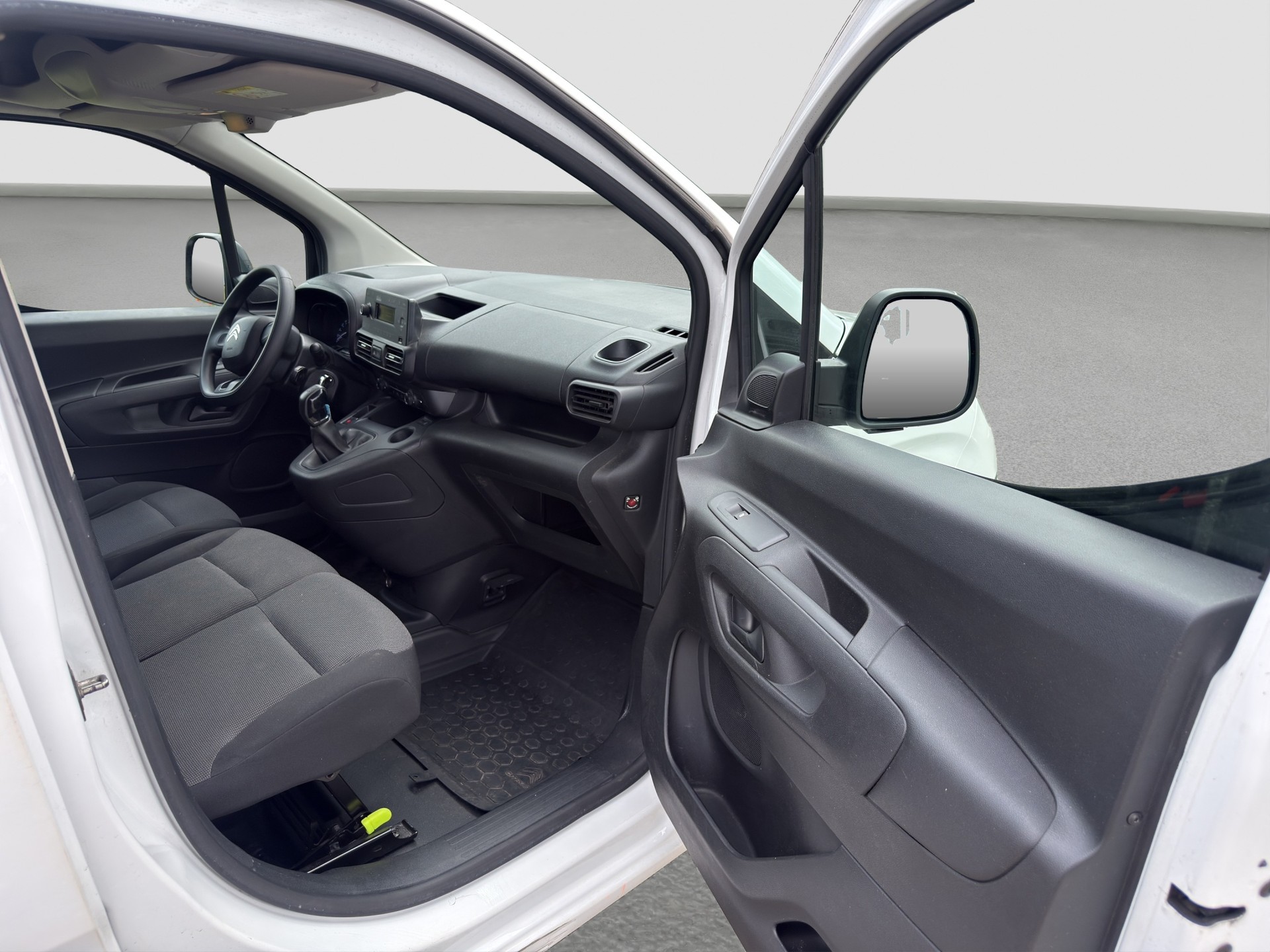 CITROEN Berlingo Van 1.5 BlueHDi 100 s/s 650kg ** 3 Plätze ** Klimaanlage ** 1. Hand **-image-10