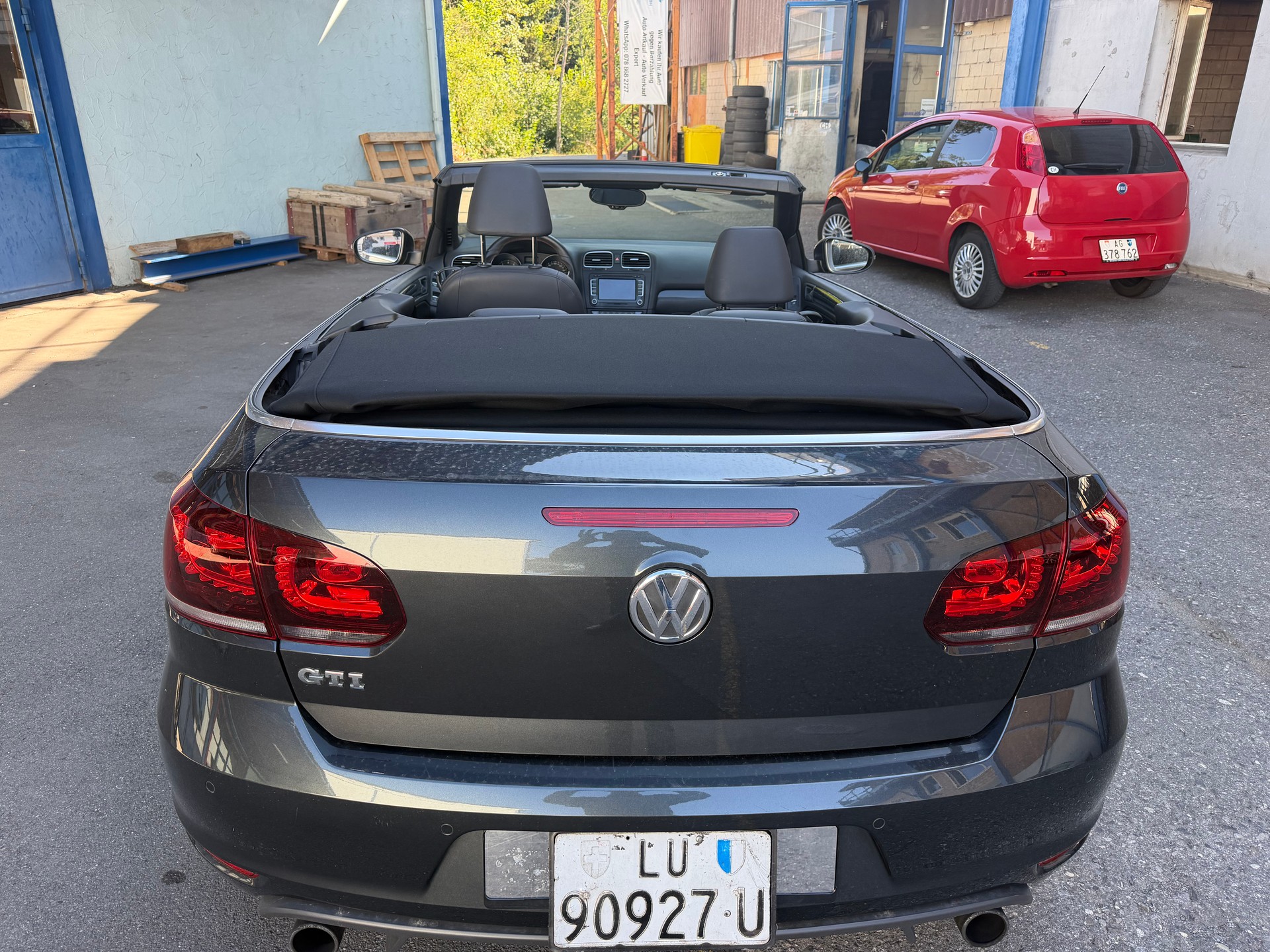 VW Golf Cabrio 2.0 TSI GTI DSG-image-6