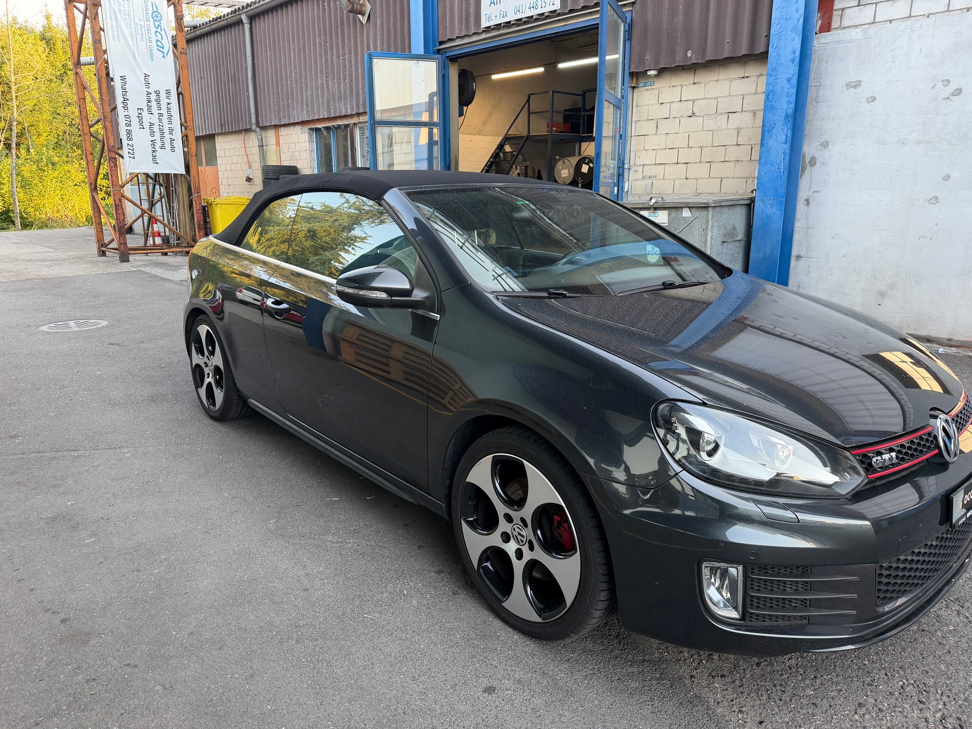 VW Golf Cabrio 2.0 TSI GTI DSG-image-15