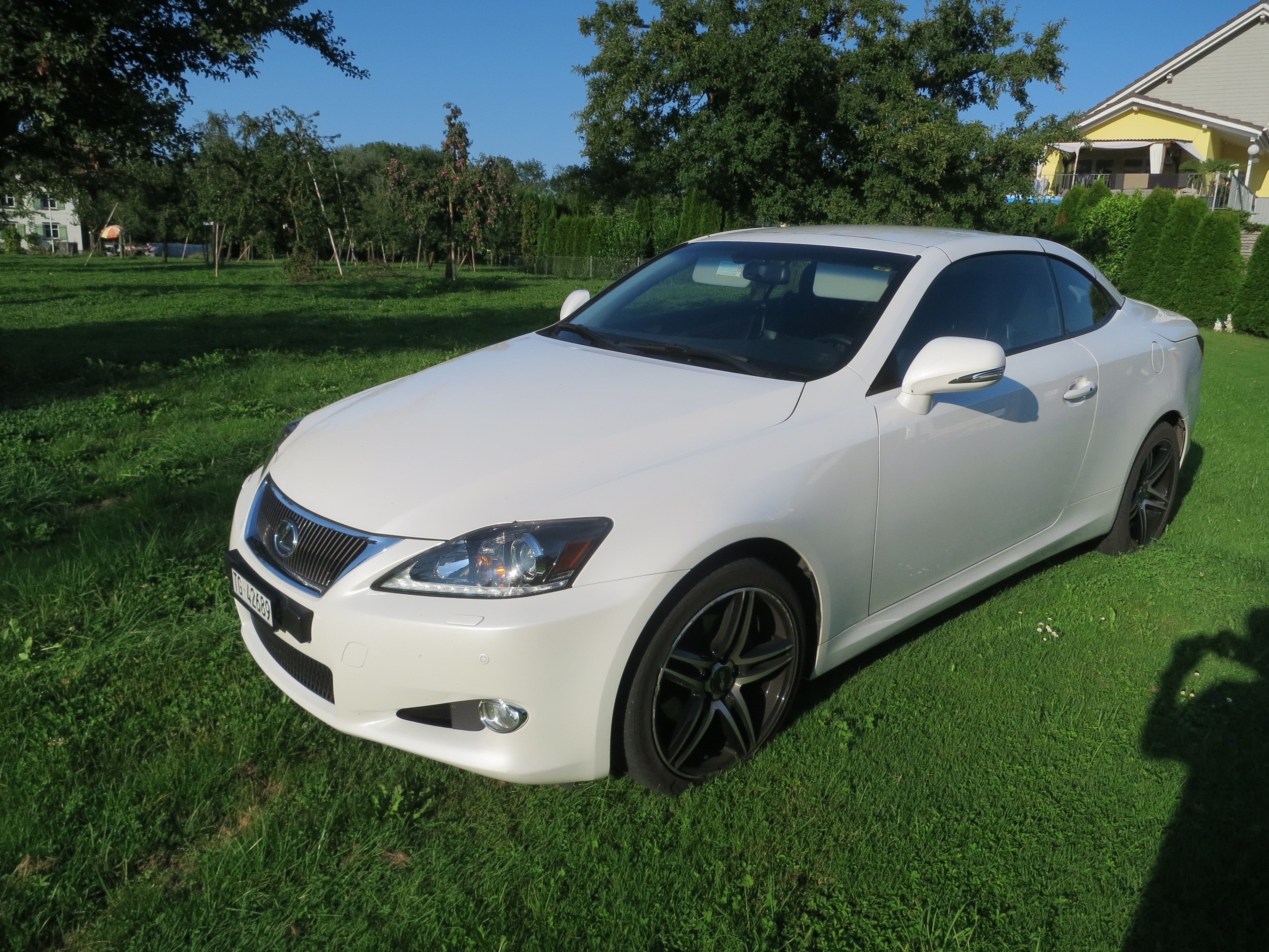 Car photo