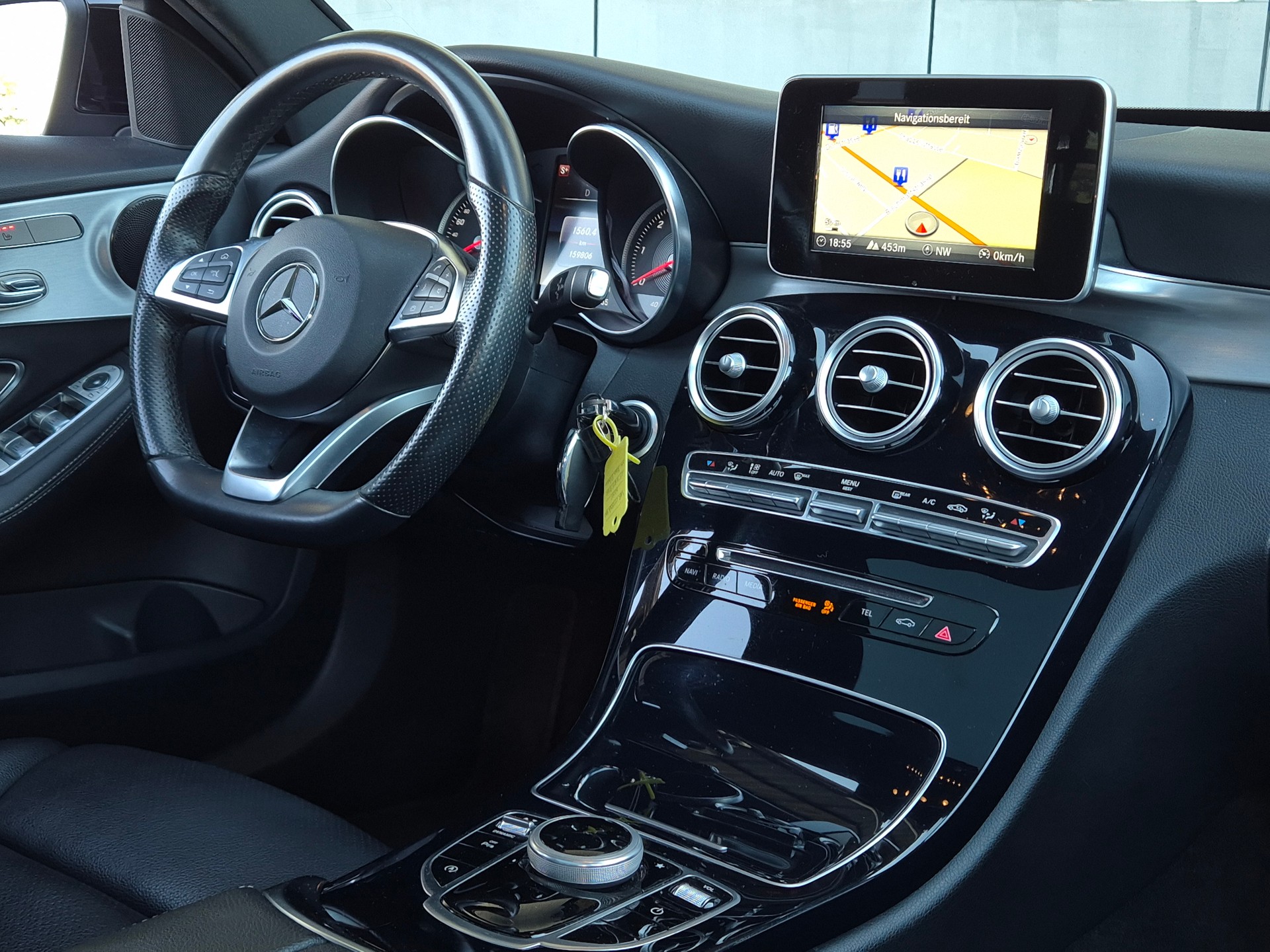 MERCEDES-BENZ C 250 d 4Matic 9G-Tronic-image-12