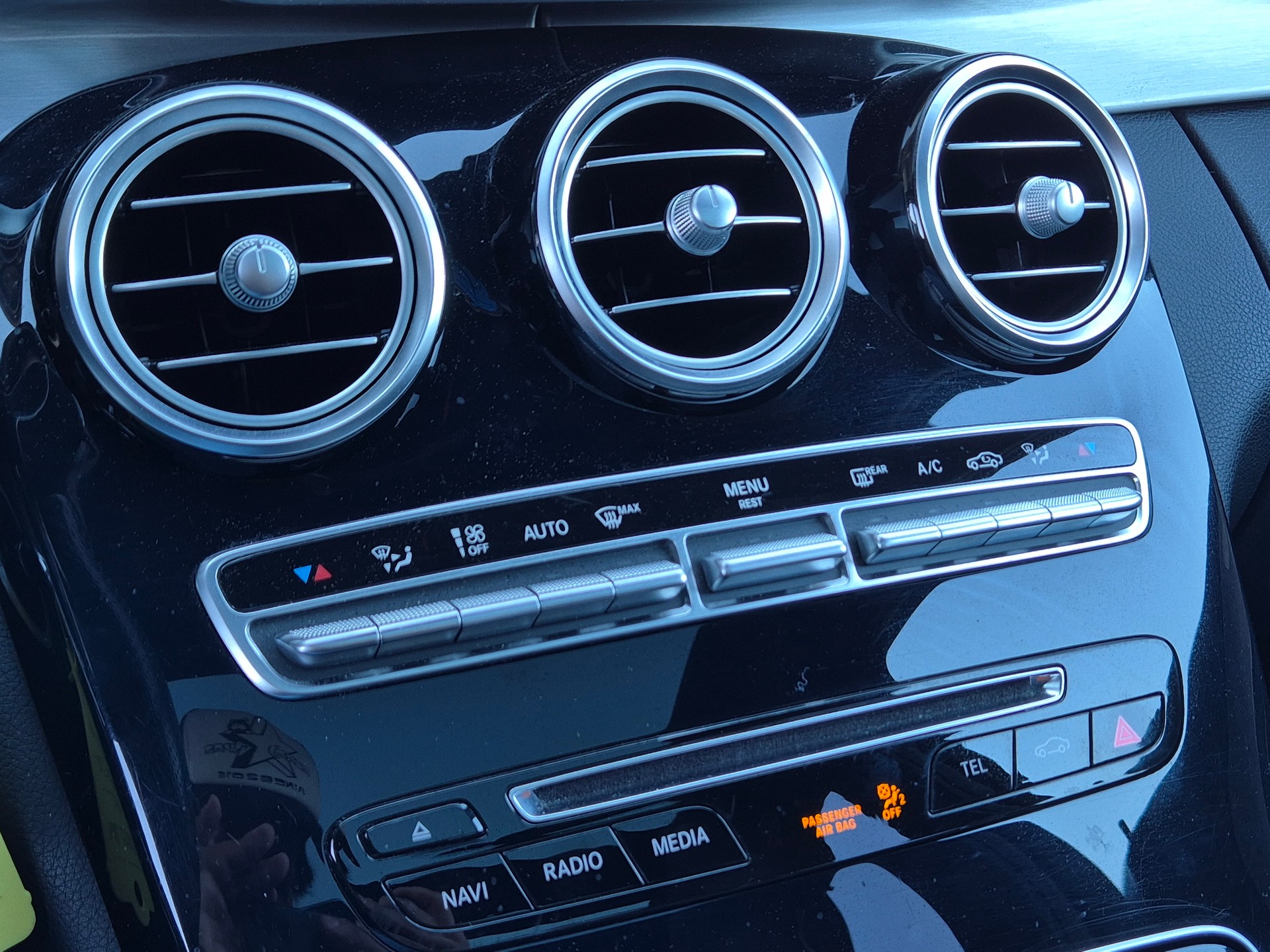 MERCEDES-BENZ C 250 d 4Matic 9G-Tronic-image-27