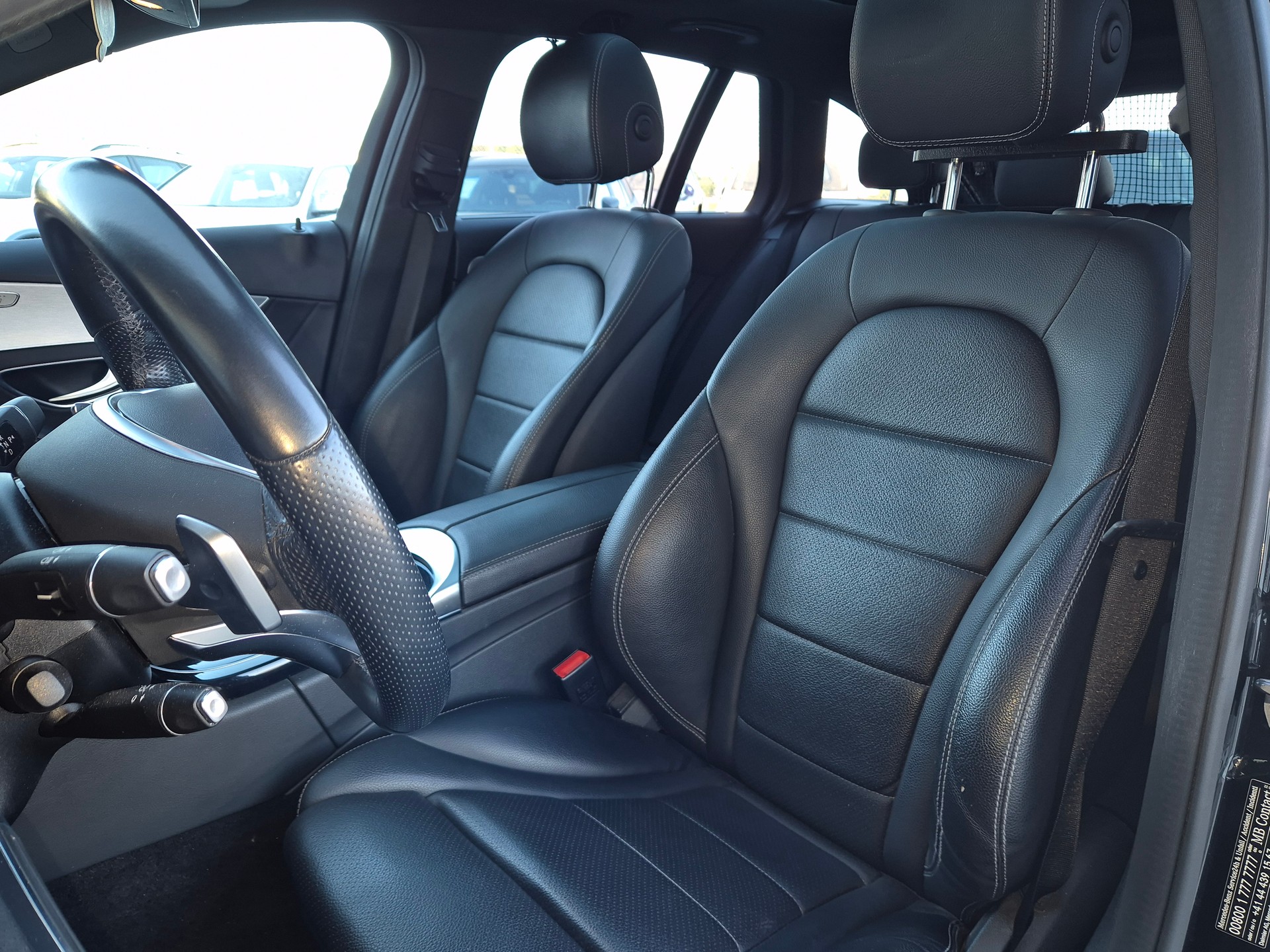 MERCEDES-BENZ C 250 d 4Matic 9G-Tronic-image-14
