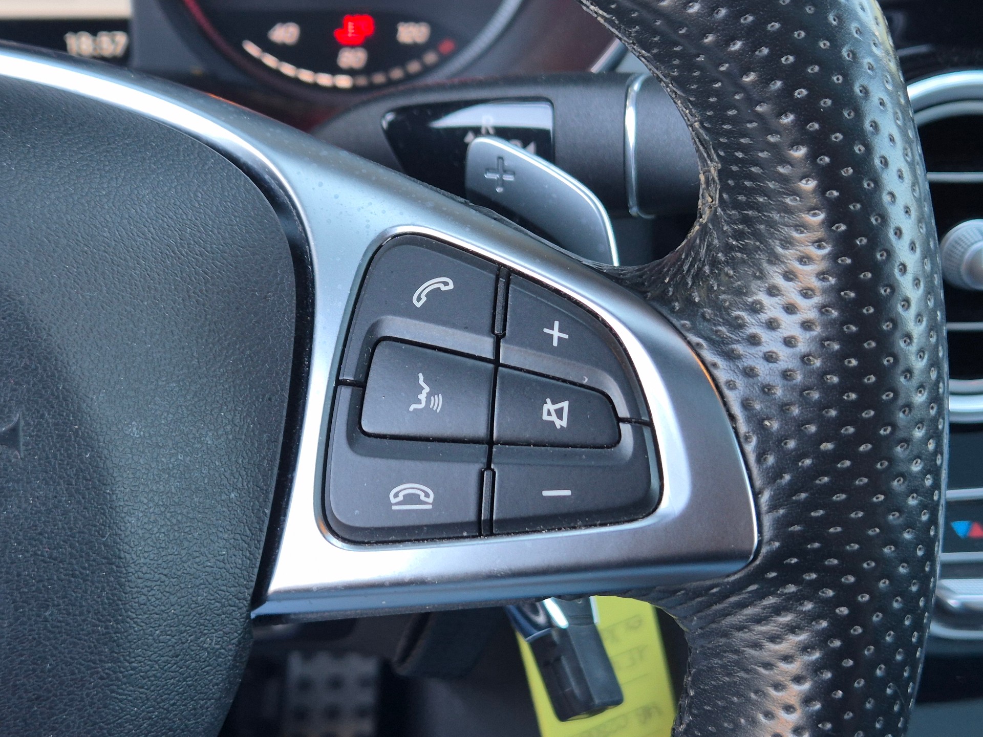MERCEDES-BENZ C 250 d 4Matic 9G-Tronic-image-25