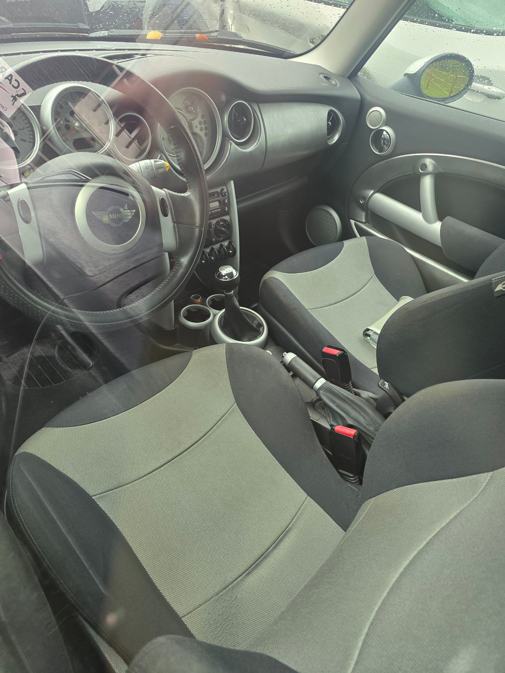 MINI Cooper S-image-8