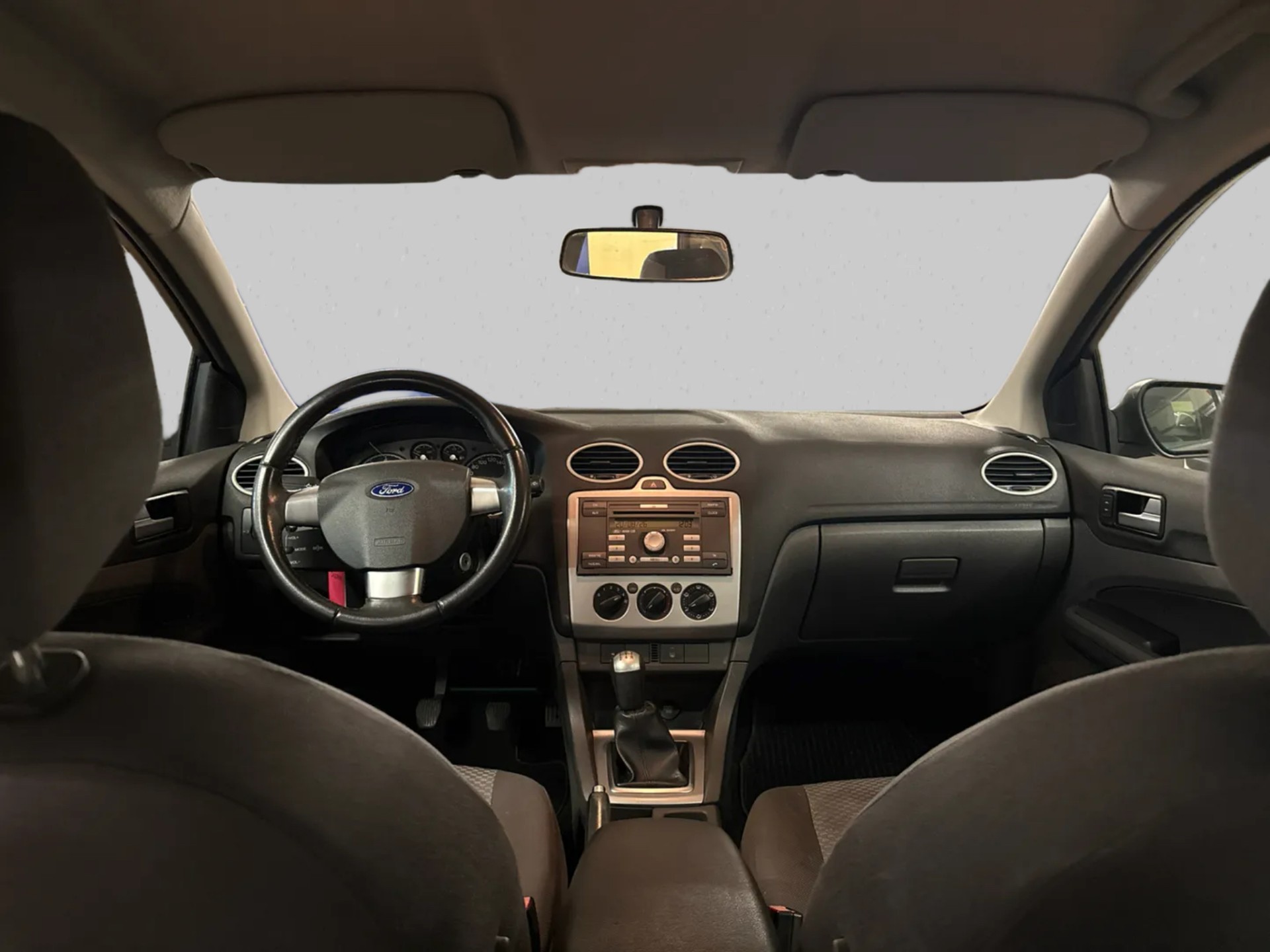 FORD Focus 1.6i VCT Titanium-image-8