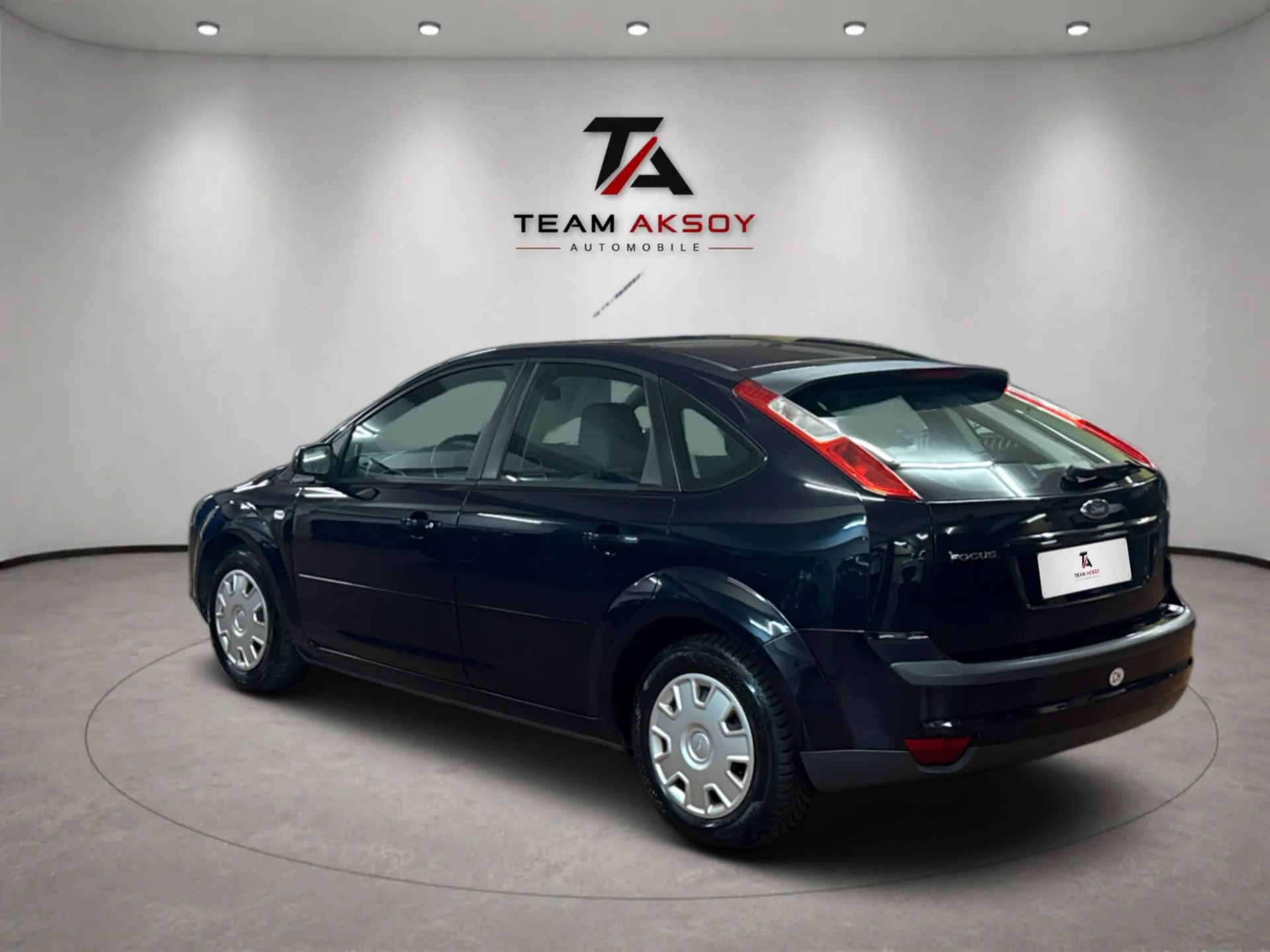 FORD Focus 1.6i VCT Titanium-image-6