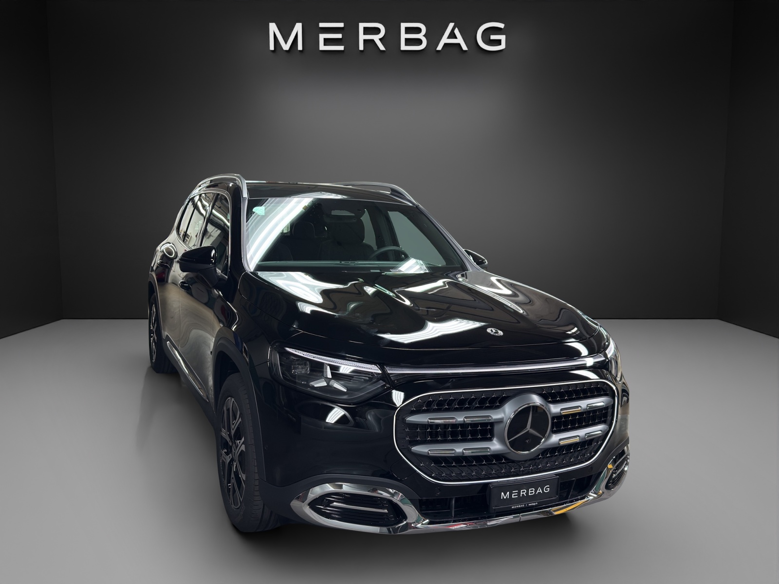 MERCEDES-BENZ GLB 200 4Matic 8G-Tronic-image-5
