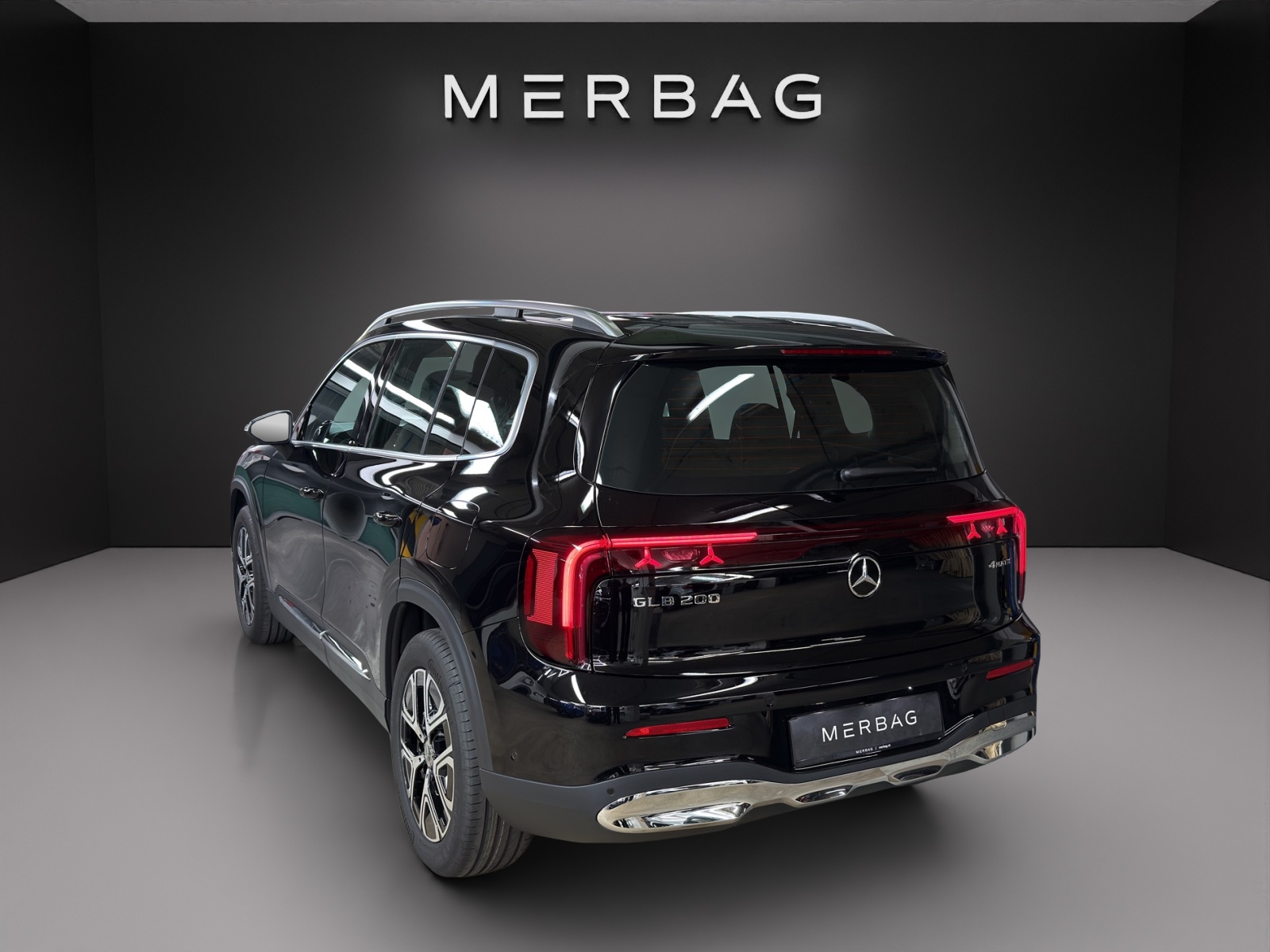 MERCEDES-BENZ GLB 200 4Matic 8G-Tronic-image-2