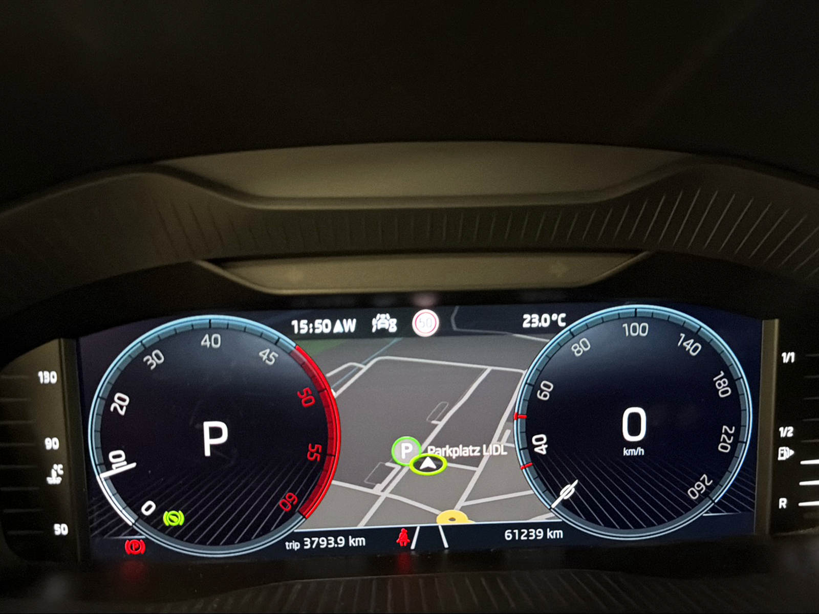 SKODA Kodiaq 2.0 TDI Ambition DSG-image-8