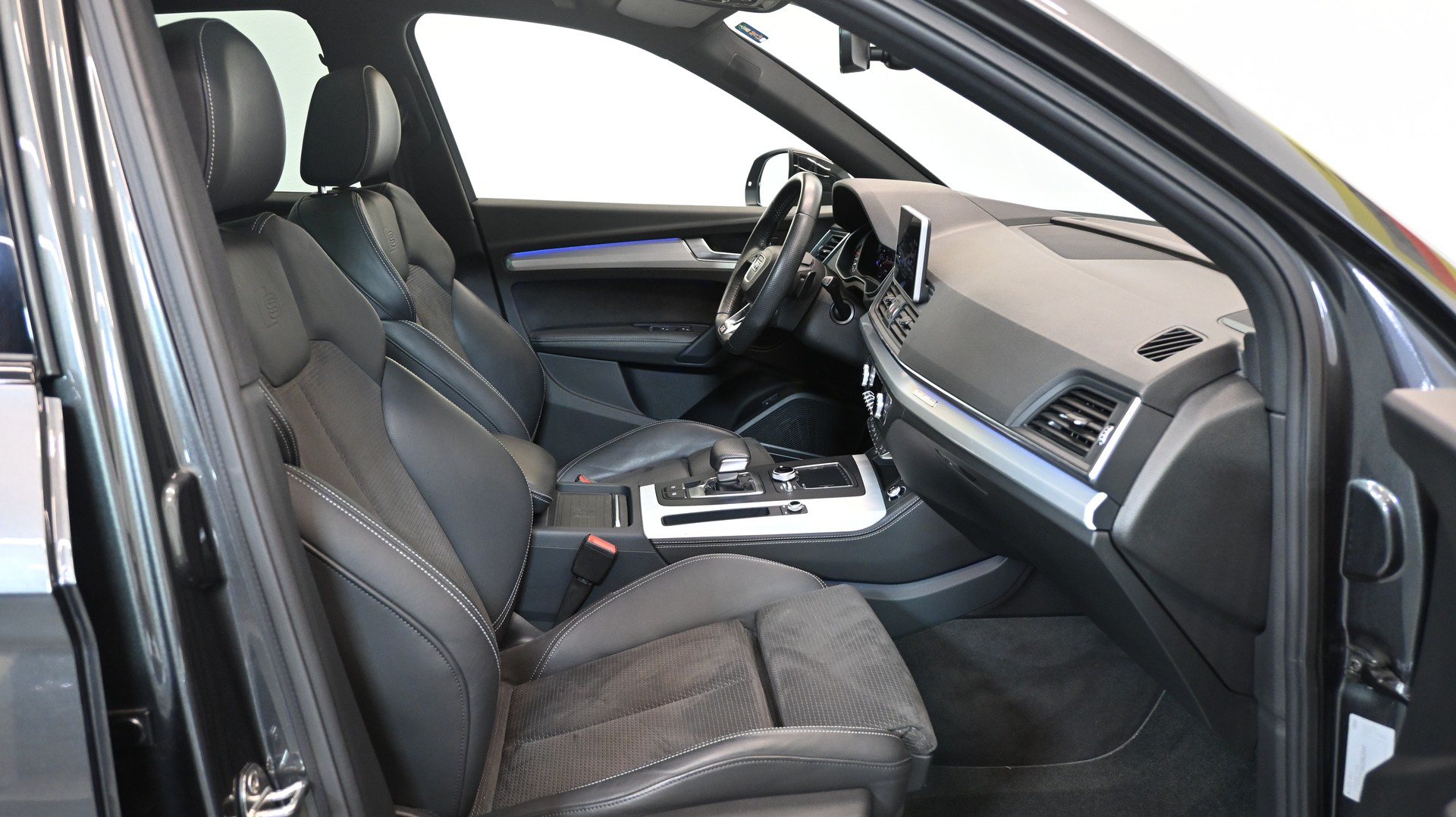 AUDI Q5 45 TFSI sport quattro S-tronic-image-3