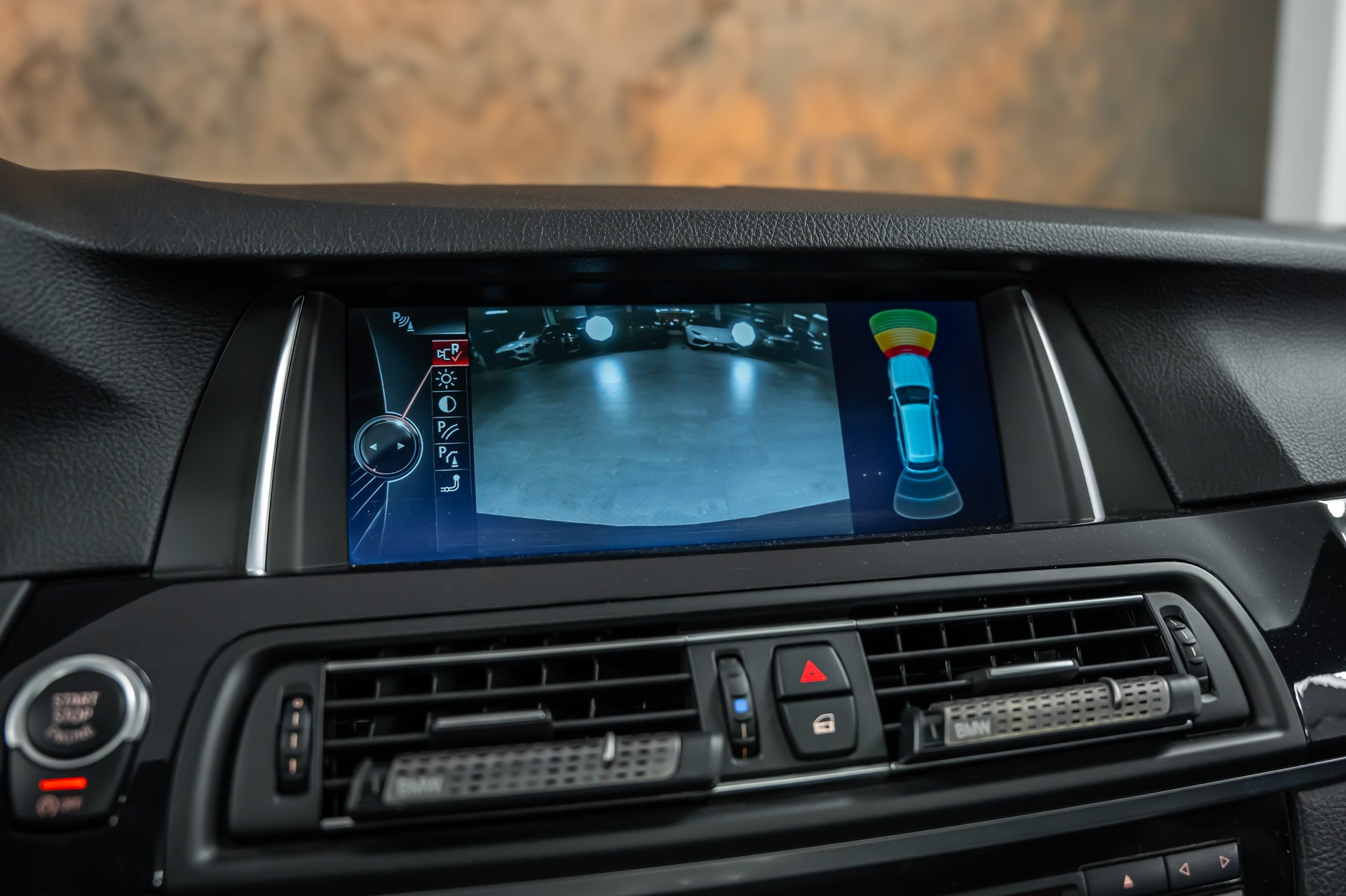 BMW 535d Touring xDrive Steptronic *Shadowline*Panorama*Leder*Head-Up*AHK*-image-28