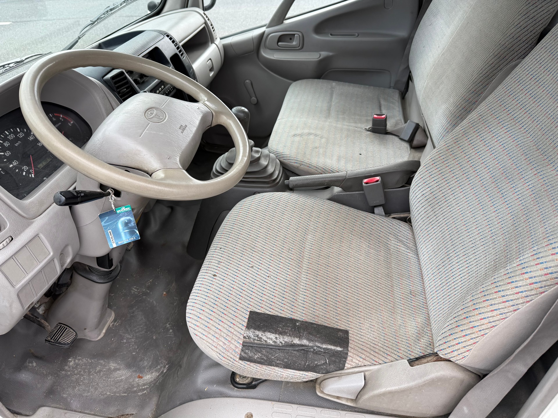 TOYOTA Dyna 100 2.5 D-4D-image-8