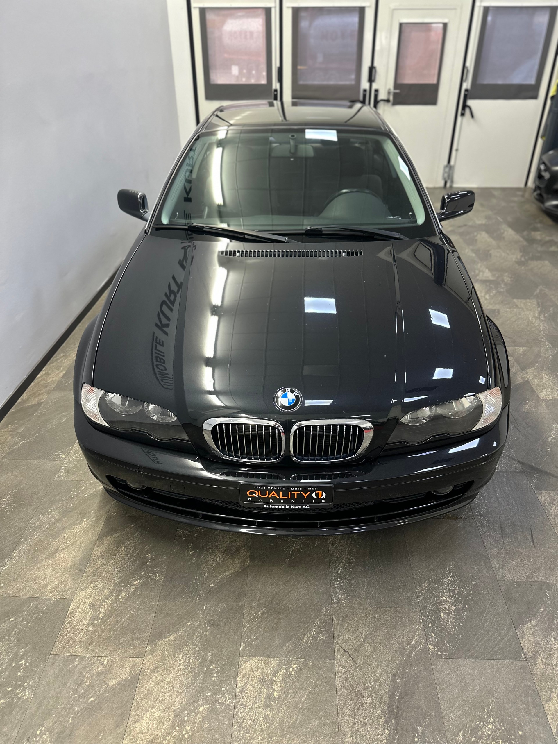 BMW 323Ci Coupé-image-5