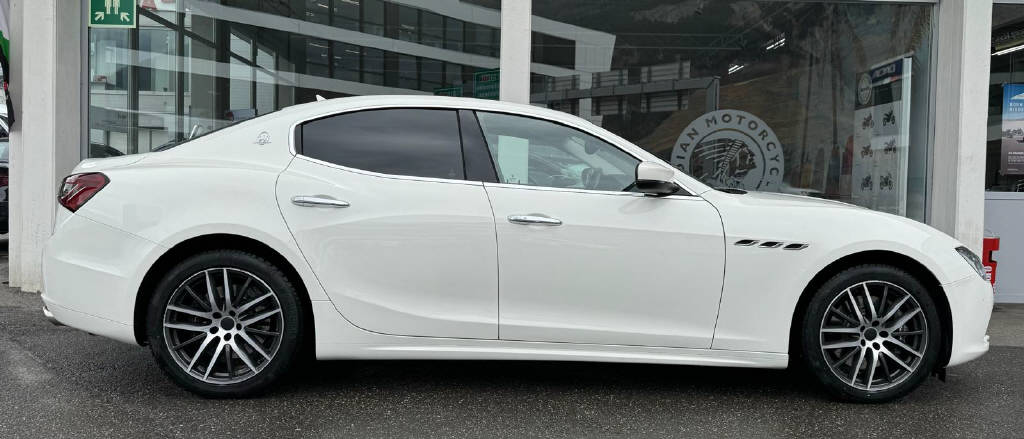 MASERATI Ghibli S Q4 3.0 V6 Facelift-showroom-element-1