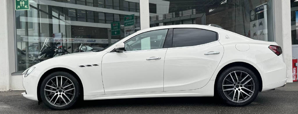 MASERATI Ghibli S Q4 3.0 V6 Facelift-showroom-element-2