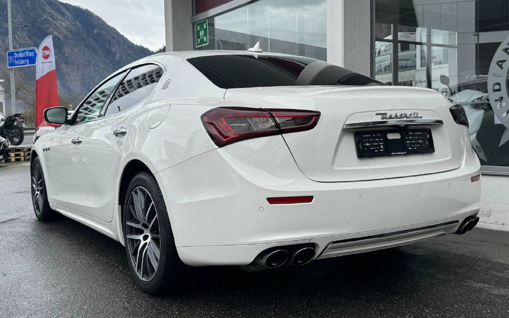MASERATI Ghibli S Q4 3.0 V6 Facelift-showroom-element-3