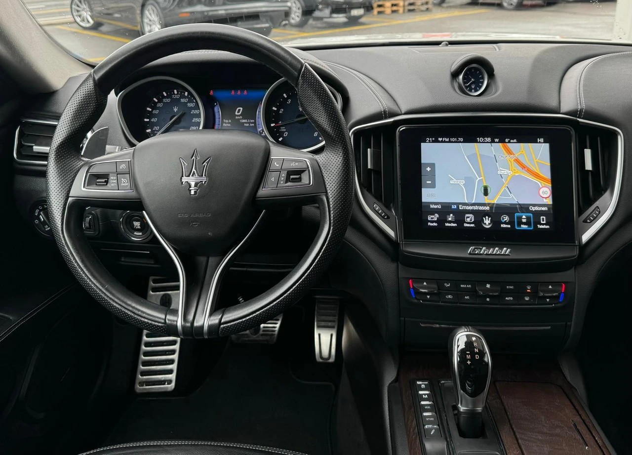 MASERATI Ghibli S Q4 3.0 V6 Facelift-image-10