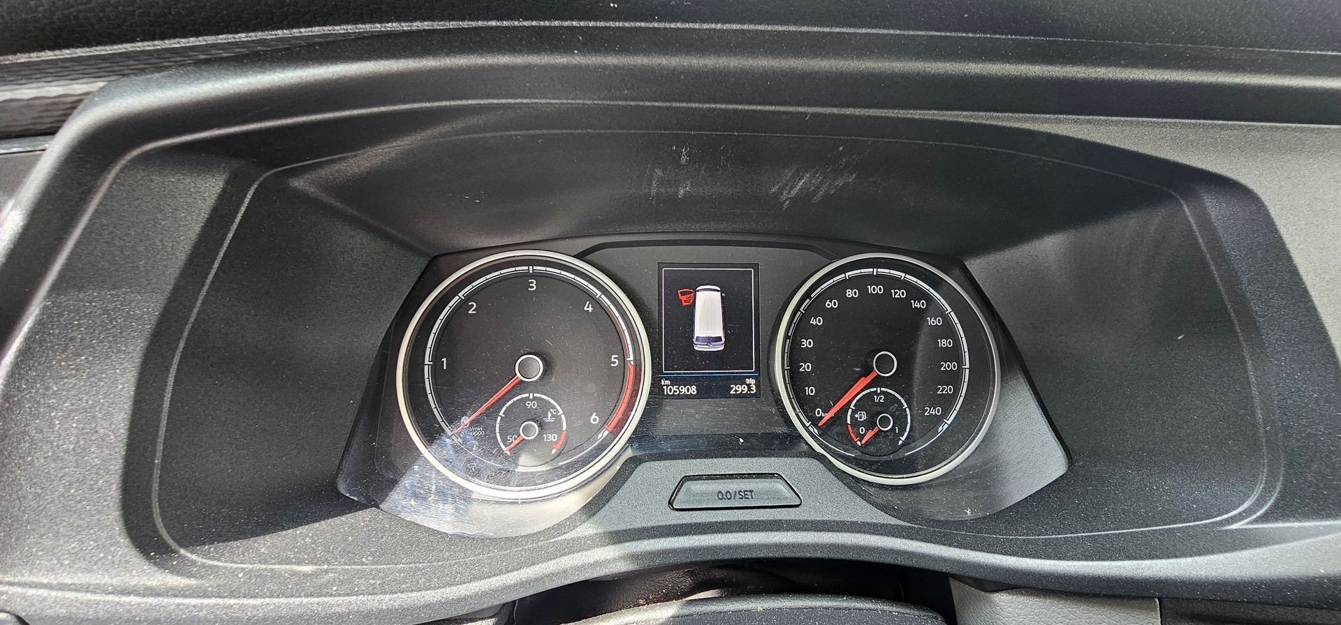 VW T6.1 2.0 TDI Entry-image-8