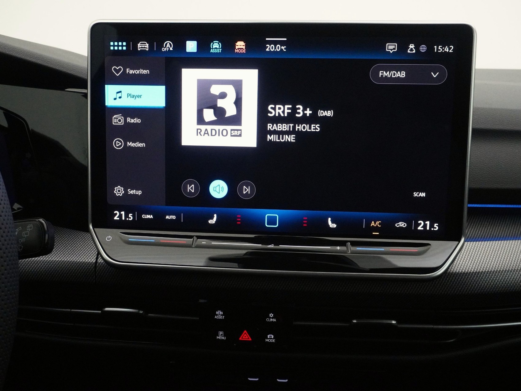 VW Golf VIII Variant 1.5 eTSI R-Line DSG-image-21
