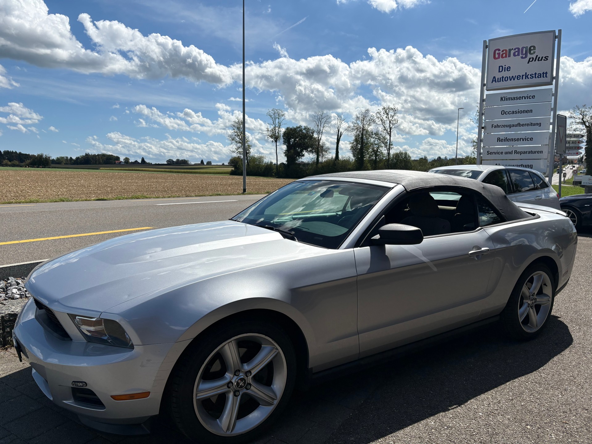 FORD MUSTANG-image-3