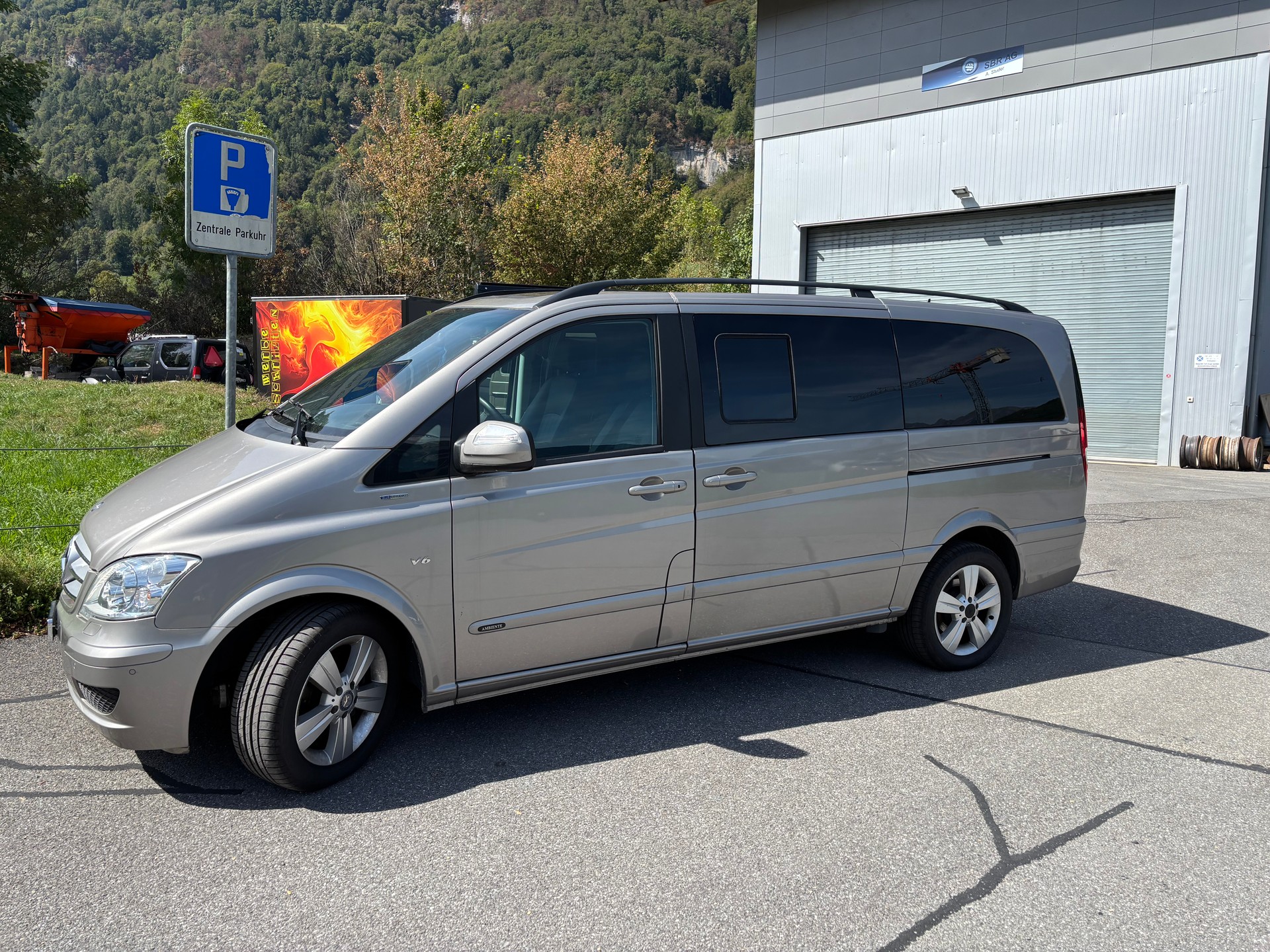 MERCEDES-BENZ Viano 3.0 CDI Blue Efficiency Trend L A-image-2
